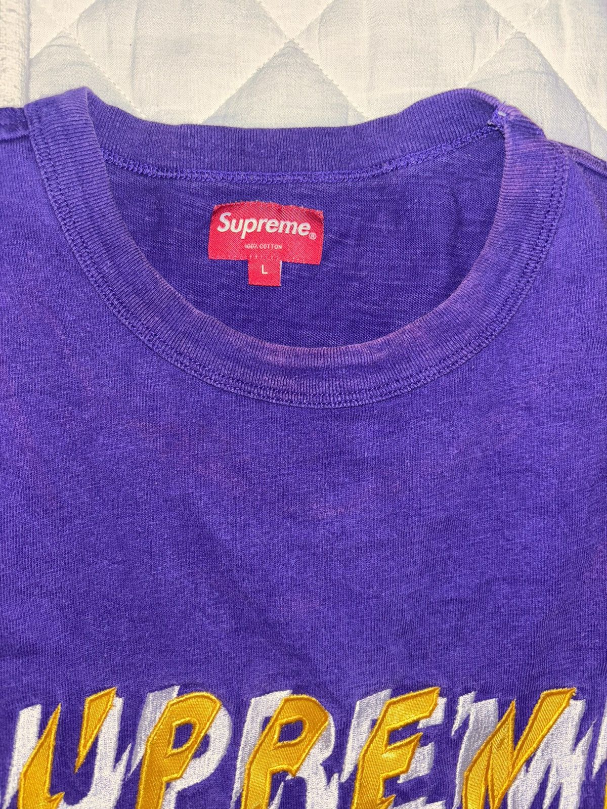 Supreme Supreme T Shirt Size US L / EU 52-54 / 3 - 3 Thumbnail