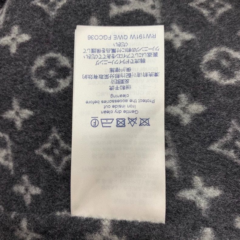 Louis Vuitton Louis Vuitton Dark grey inside logo presbyopic full print Size XS / US 0-2 / IT 36-38 - 6 Thumbnail