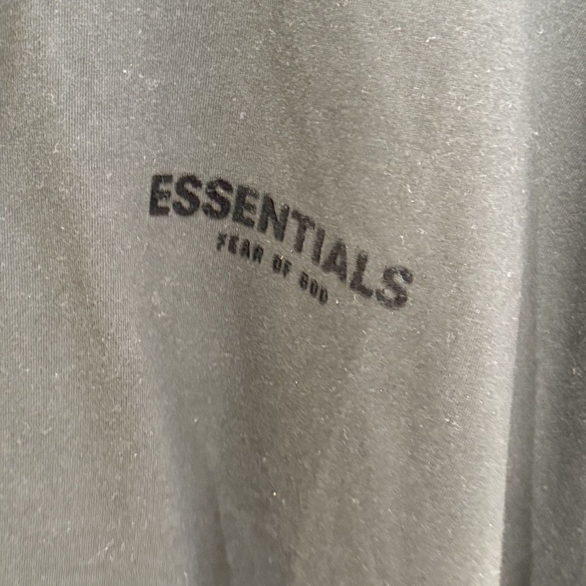 Fear of God Fear of God Essentials T-shirt SS22 Strech Limo Size US L / EU 52-54 / 3 - 3 Thumbnail