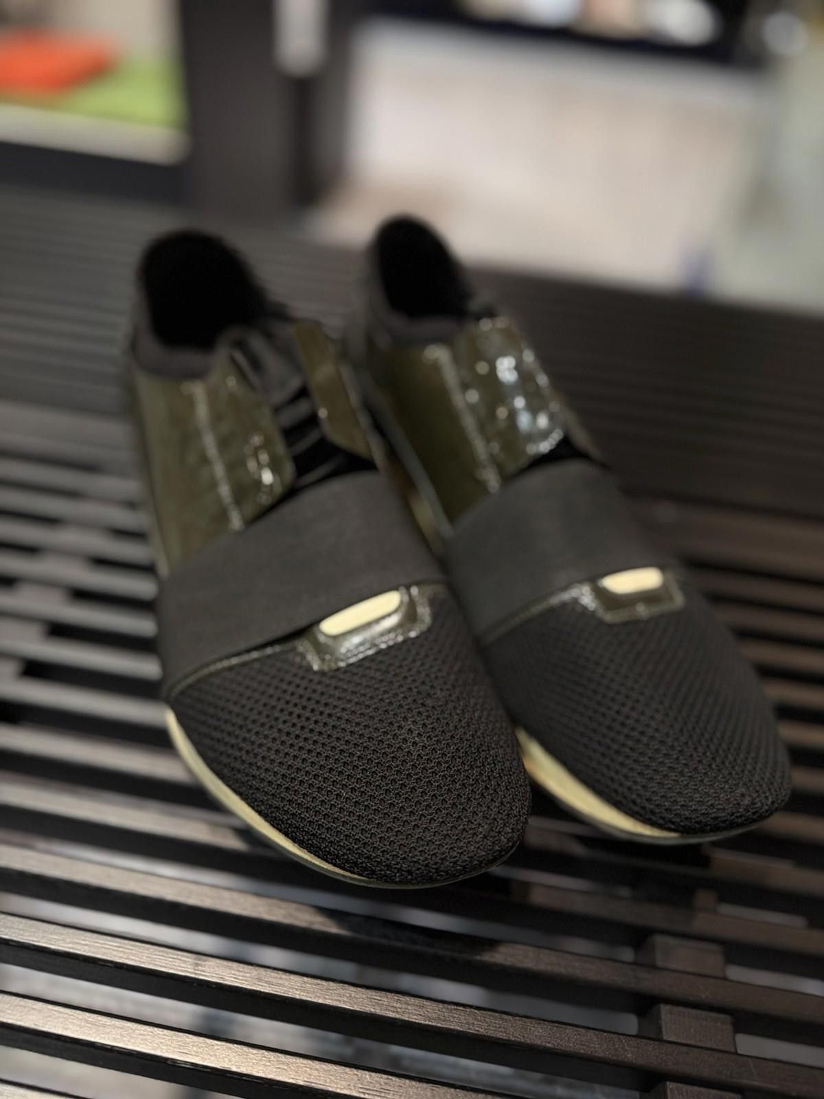 Balenciaga BALENCIAGA Race Runner Green/Blue Color Authentic 44EU/11US Size US 12 / EU 45 - 12 Thumbnail