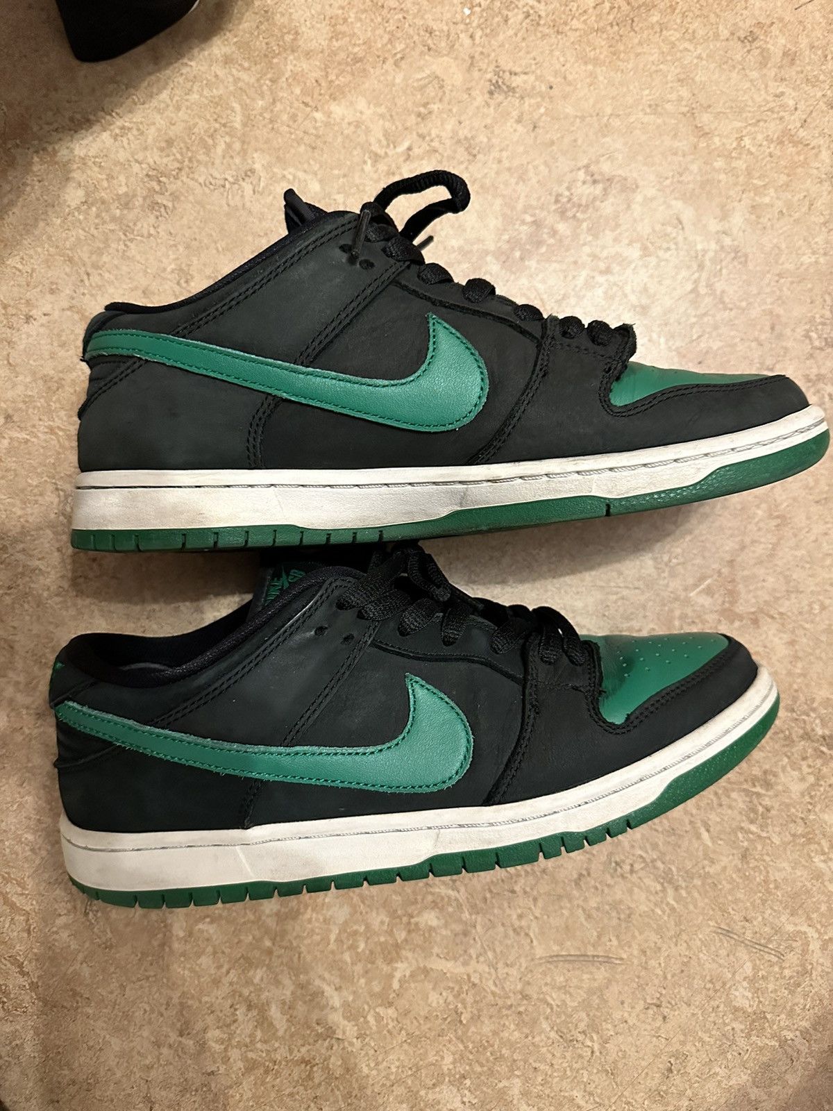 image of Nike Sb Dunk Pinegreen Shoes in Black/Green, Men's (Size 8)