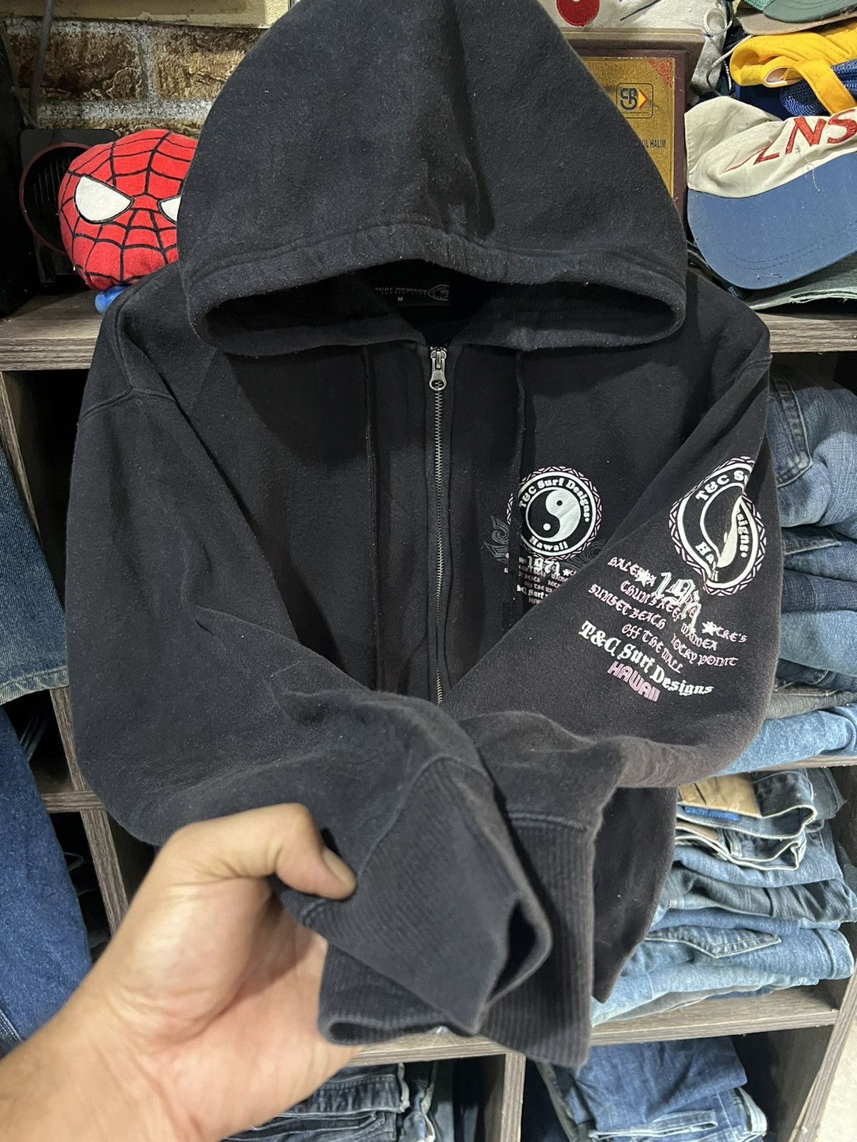 Japanese Brand 🔥T&C Surf Designs Hawaii Grassroots Surfing Zipper Hoodie Size US S / EU 44-46 / 1 - 8 Thumbnail