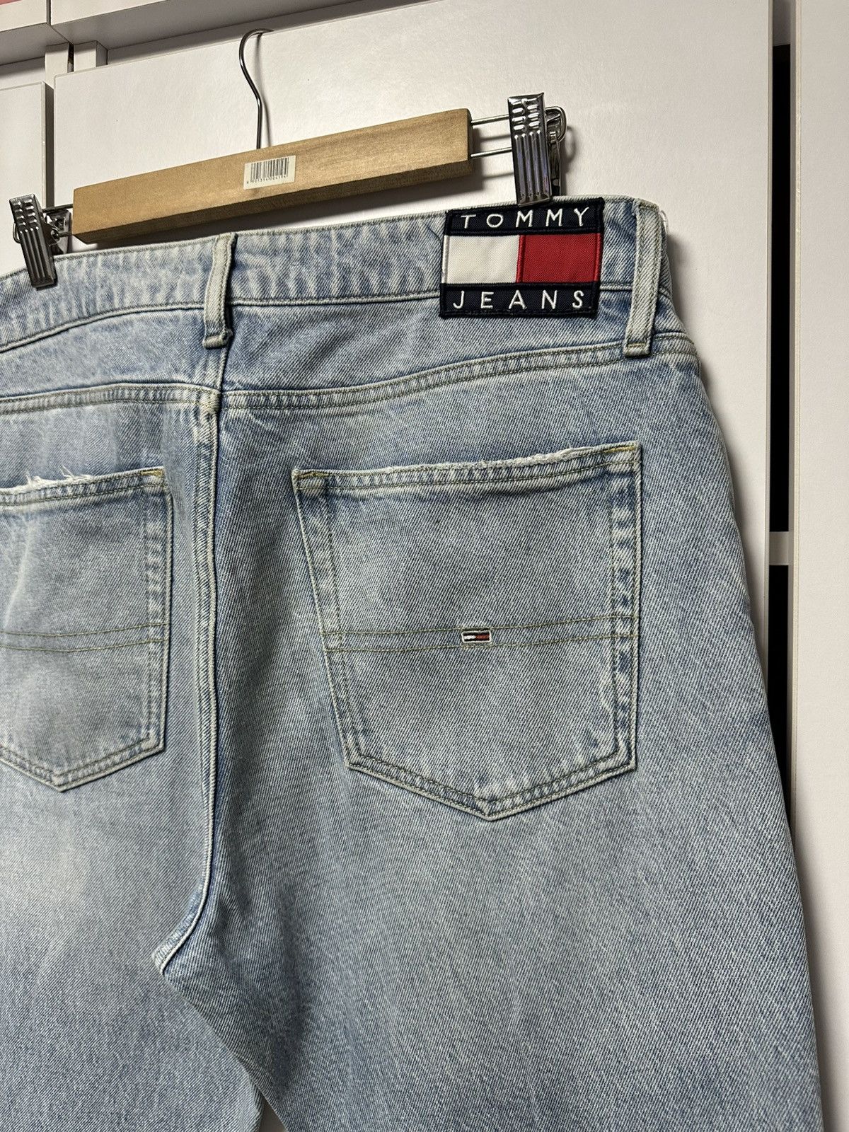 Tommy Hilfiger Tommy Hilfiger Vintage Denim Jeans Rare Size US 34 / EU 50 - 2 Thumbnail