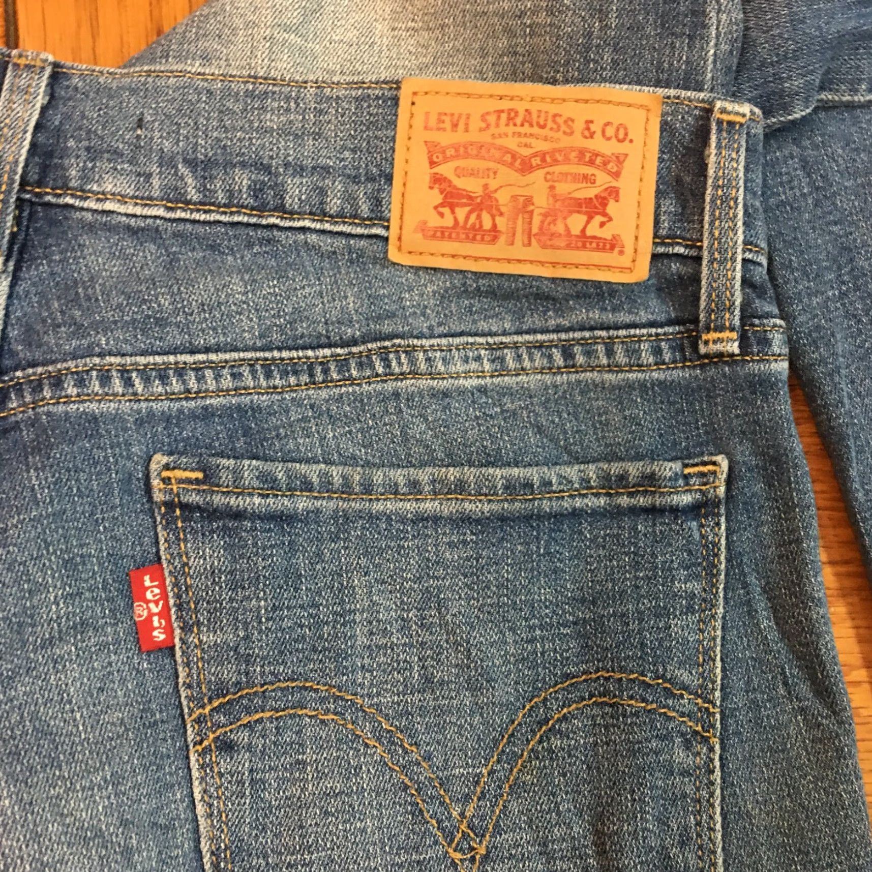 Levi's Levi's 515 Jeans Bootcut Blue Denim Regular 32 Inseam 30 Women's Size 4 Stretch Size 27" / US 4 / IT 40 - 6 Thumbnail