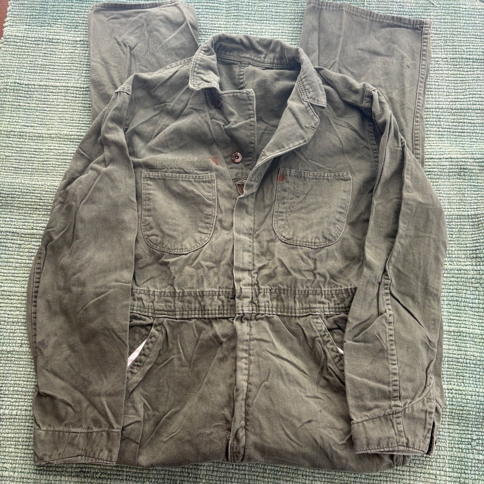 Vintage True vintage 1950s US Army green cotton coveralls Size US 42 / EU 58 - 1 Thumbnail