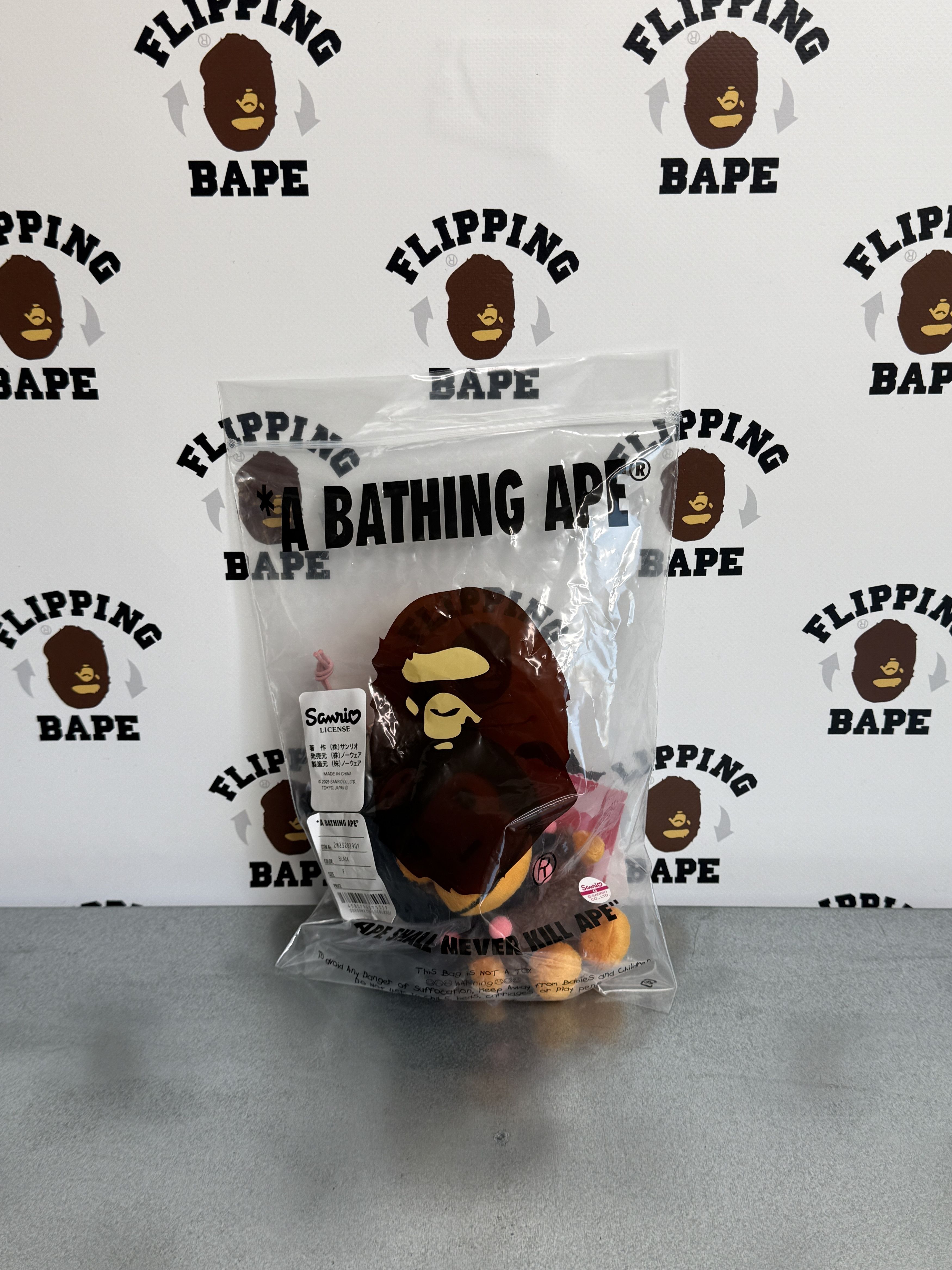 Bape BAPE X KUROMI PLUSH DOLL KEYCHAIN Size ONE SIZE - 7 Thumbnail