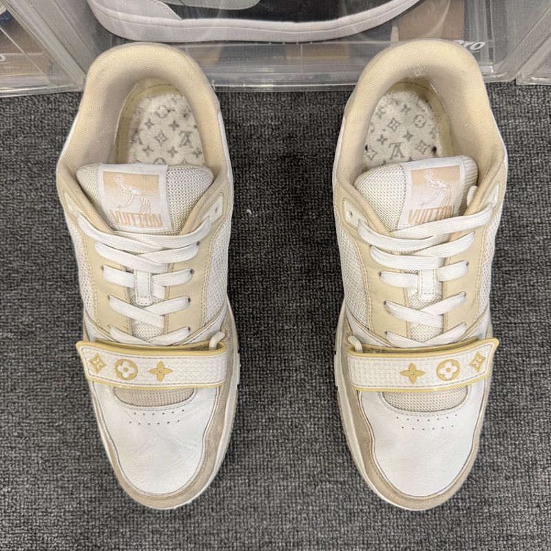 Louis Vuitton Louis Vuitton Trainer Low Top Fashion Sneakers - Size US 9.5 / EU 42-43 - 8 Thumbnail