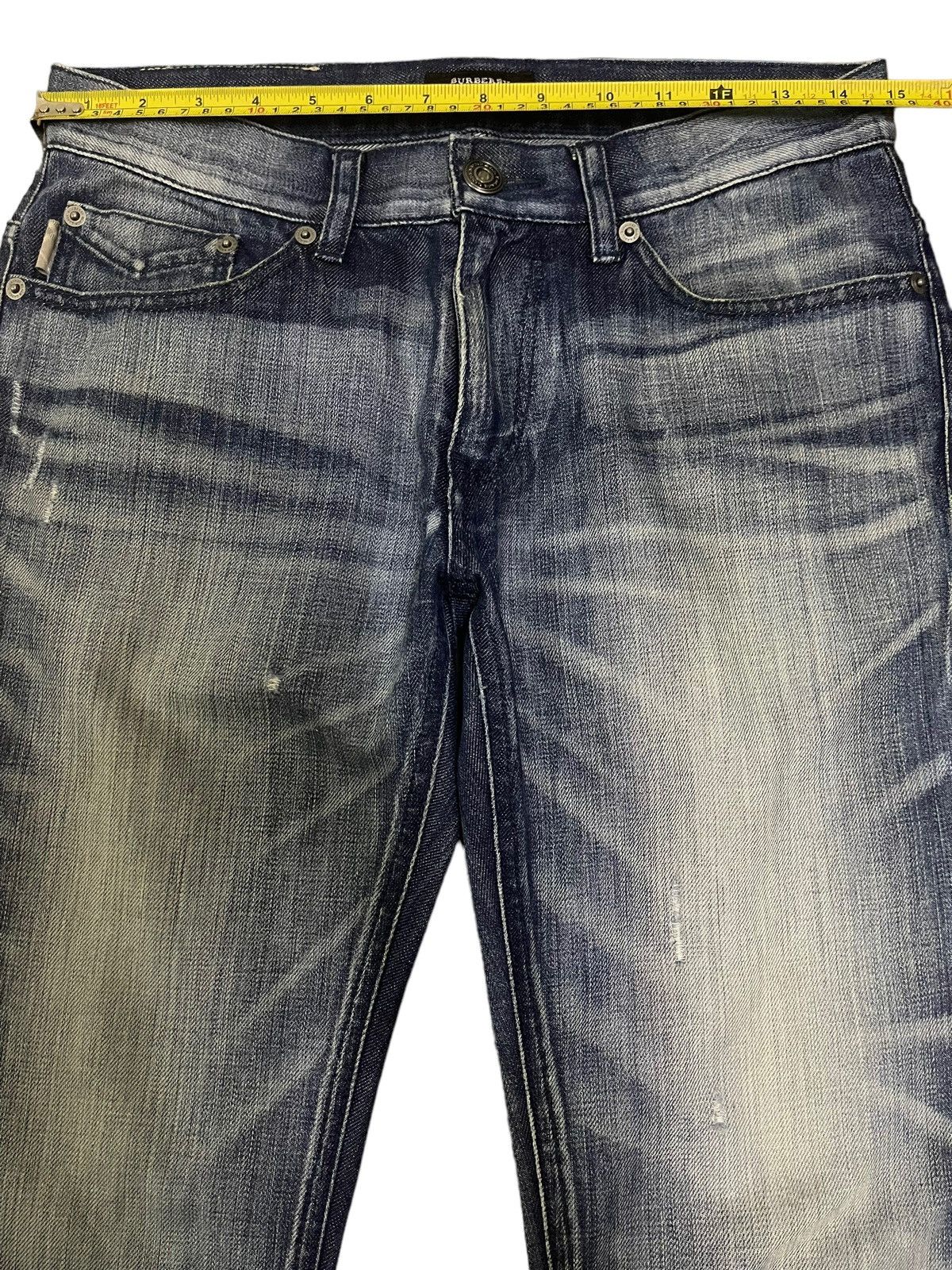 Burberry Vintage Burberry Black Label Blue Wash Flare Jeans Size US 30 / EU 46 - 11 Thumbnail