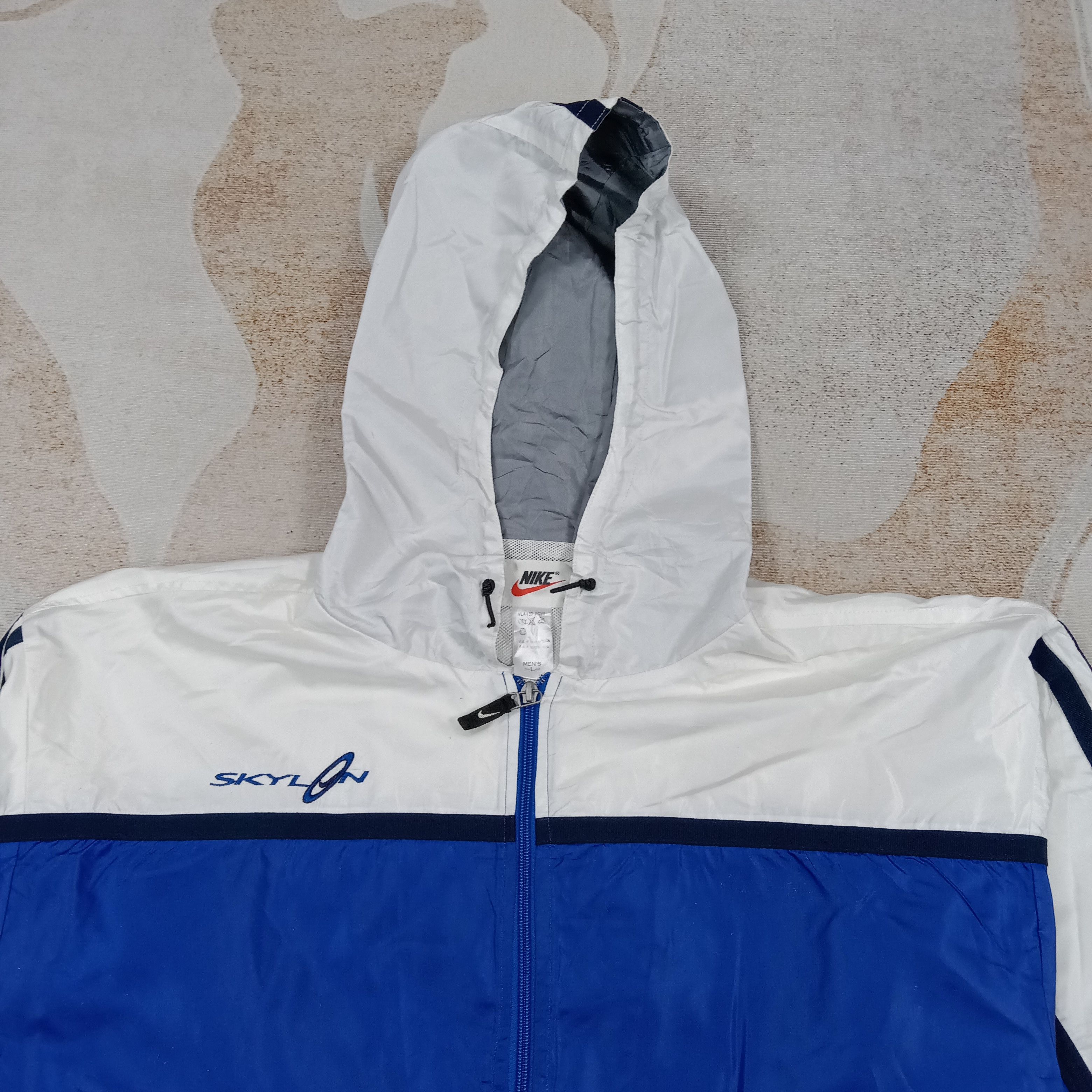 Nike Vintage 90's Nike Windbreaker Skylon Jacket C290N34 Size US XL / EU 56 / 4 - 3 Thumbnail