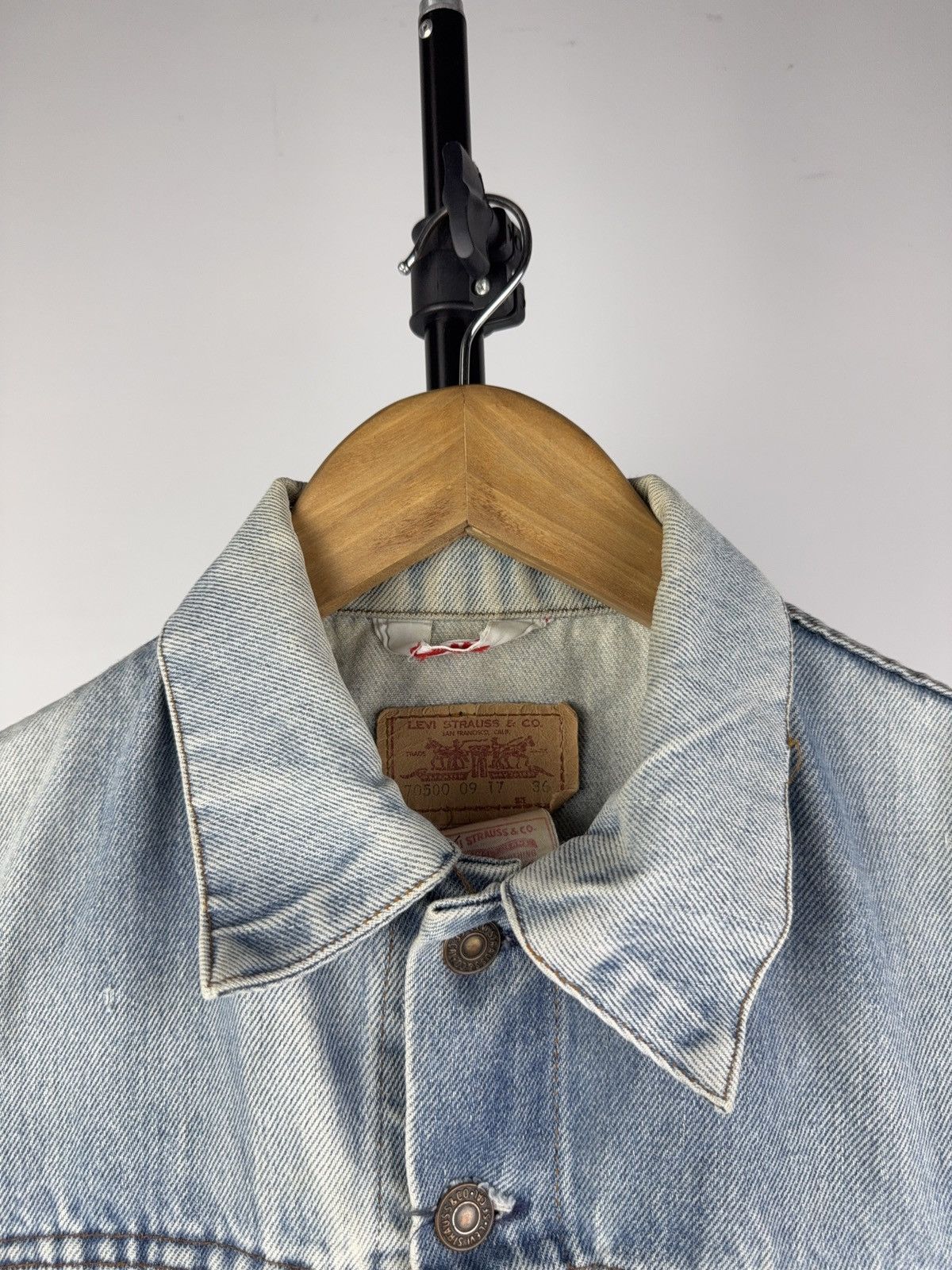 Levi's Vintage Clothing Vintage 80s Archive Retro Levi’s Denim Vest Made in France Size M / US 6-8 / IT 42-44 - 7 Thumbnail
