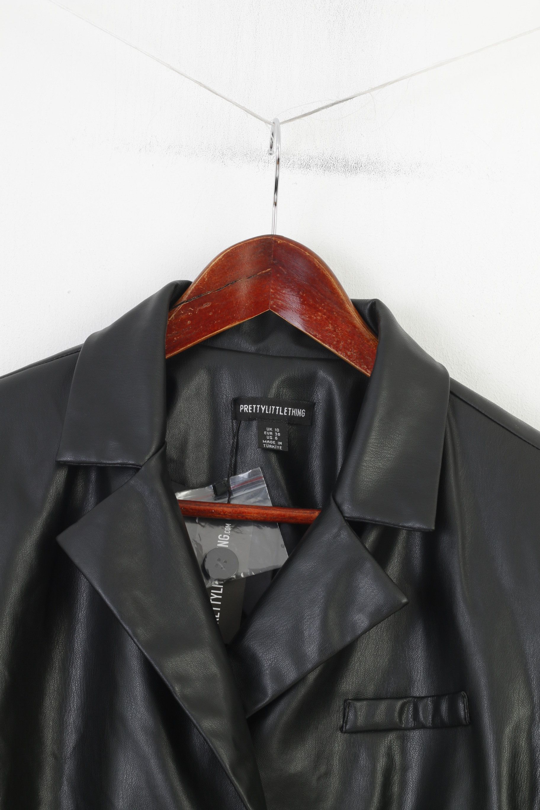 Vintage PrettyLittleThing Woman 38 M Jacket Black Cropped 4213 Size M / US 6-8 / IT 42-44 - 2 Thumbnail