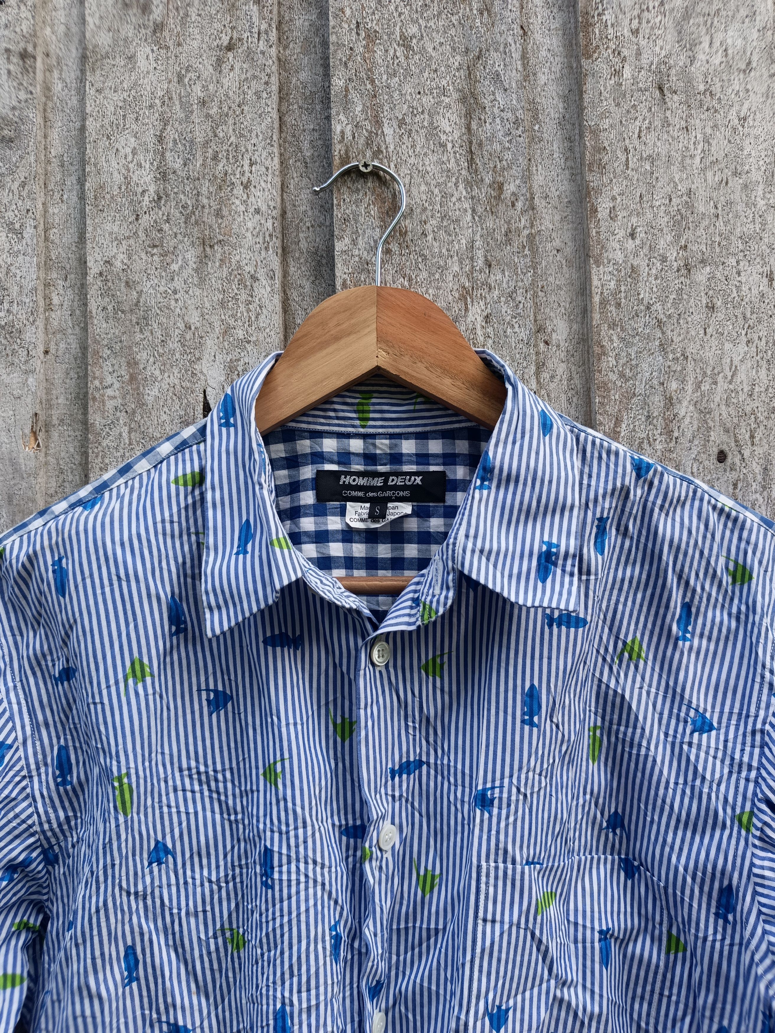 Comme des Garcons Homme Deux COMME des GARCONS Homme Deux fish aop polo Size US S / EU 44-46 / 1 - 2 Thumbnail