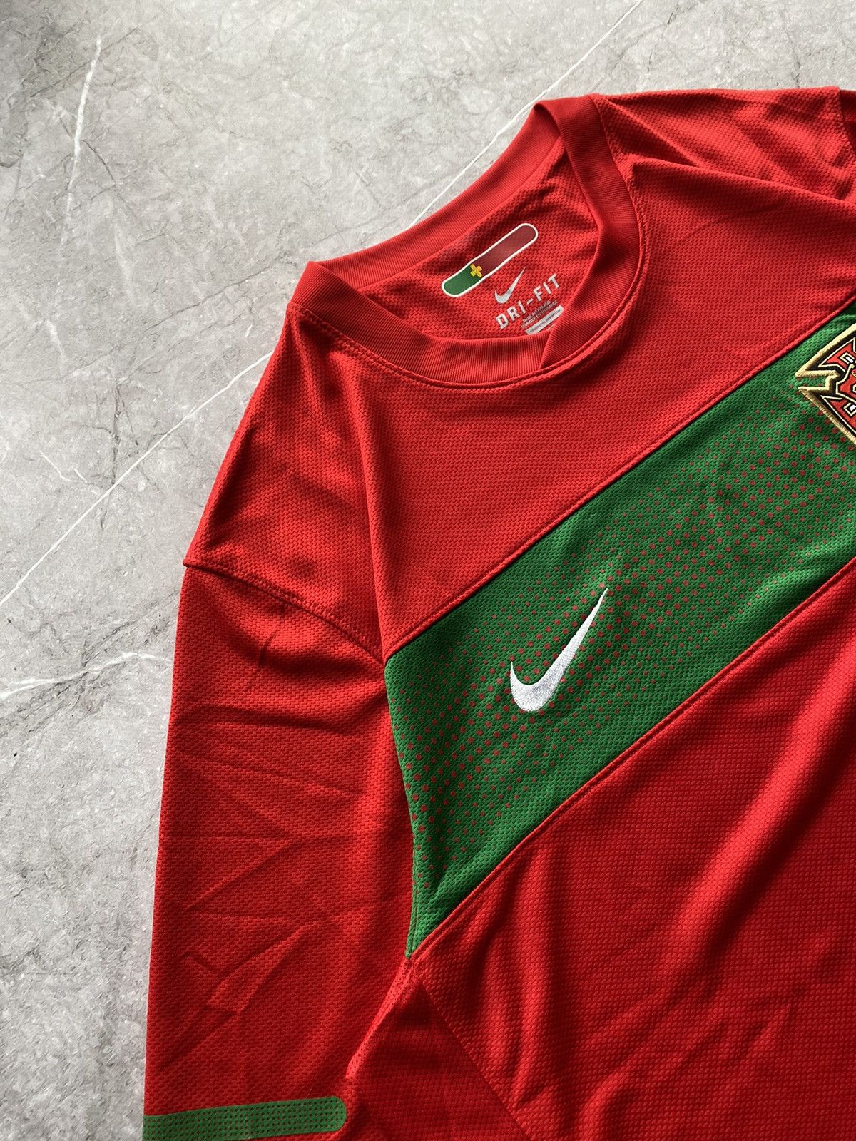 Nike Vintage 2010 Nike Portugal National Team Soccer Jersey Size US XL / EU 56 / 4 - 3 Thumbnail