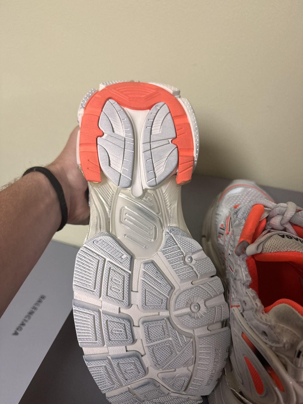 Balenciaga Balenciaga White Runner 40 Size US 7 / EU 40 - 6 Thumbnail