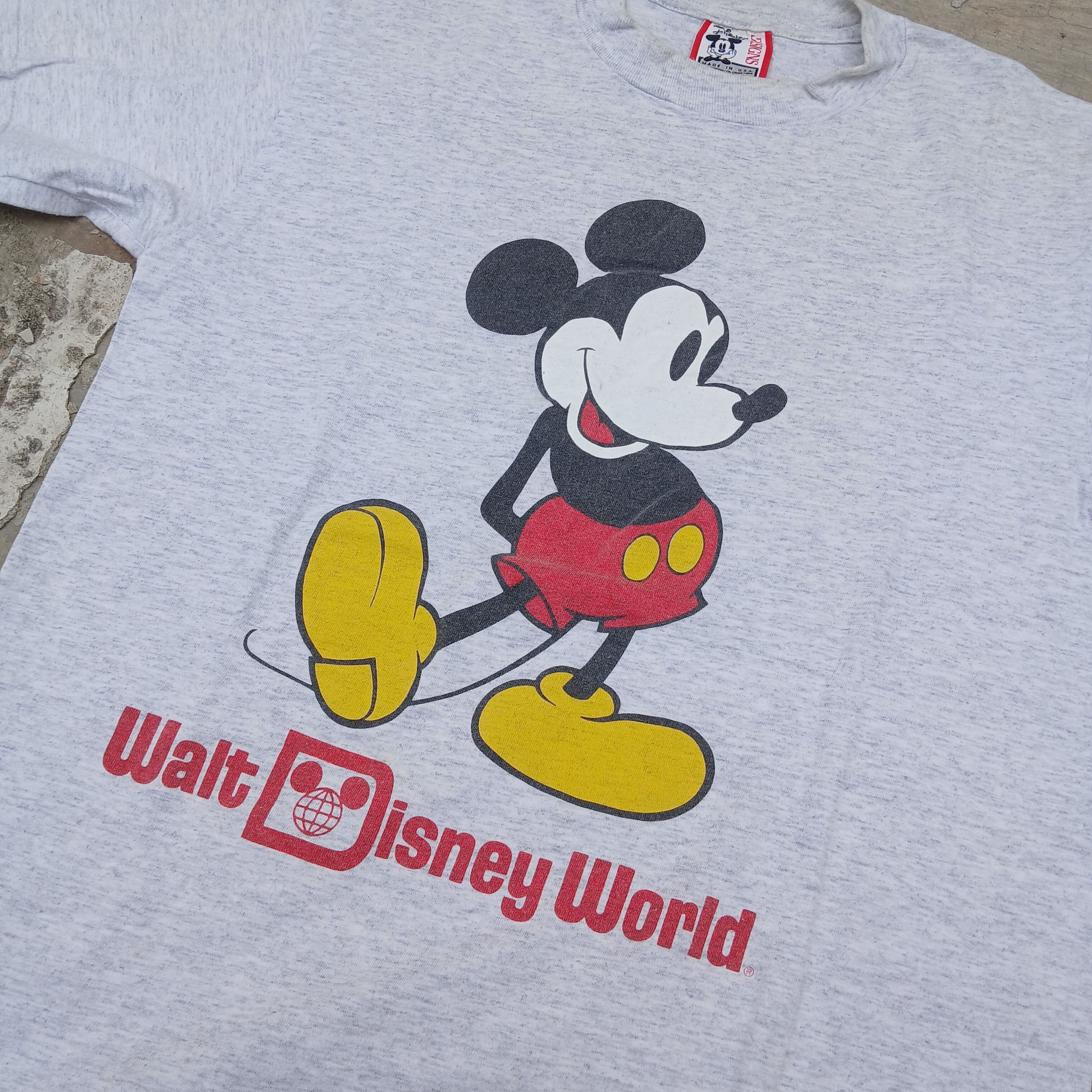 Disney × Mickey Mouse × Vintage Vintage mickey disneyland basic pose Size US M / EU 48-50 / 2 - 2 Thumbnail