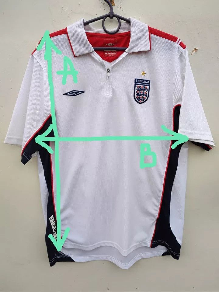 Umbro ENGLAND FOOTBALL Kit SHIRT SOCCER JERSEY UMBRO sz L MEN Size US L / EU 52-54 / 3 - 6 Thumbnail