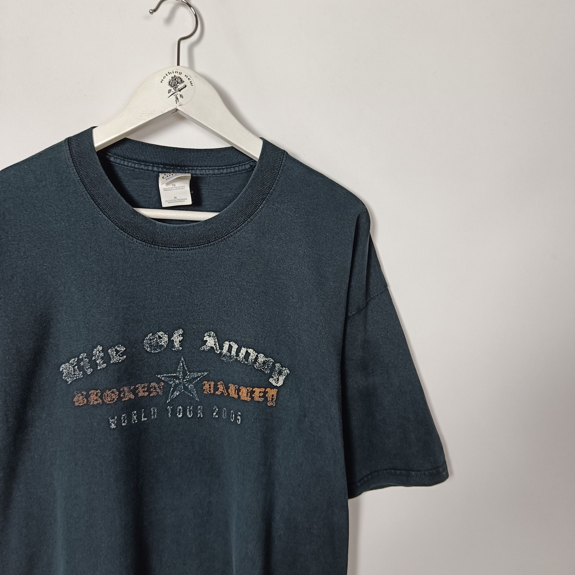 Band Tees Y2K 2005 Life of Agony Band T Shirt Size Large Gildan Size US XL / EU 56 / 4 - 5 Thumbnail