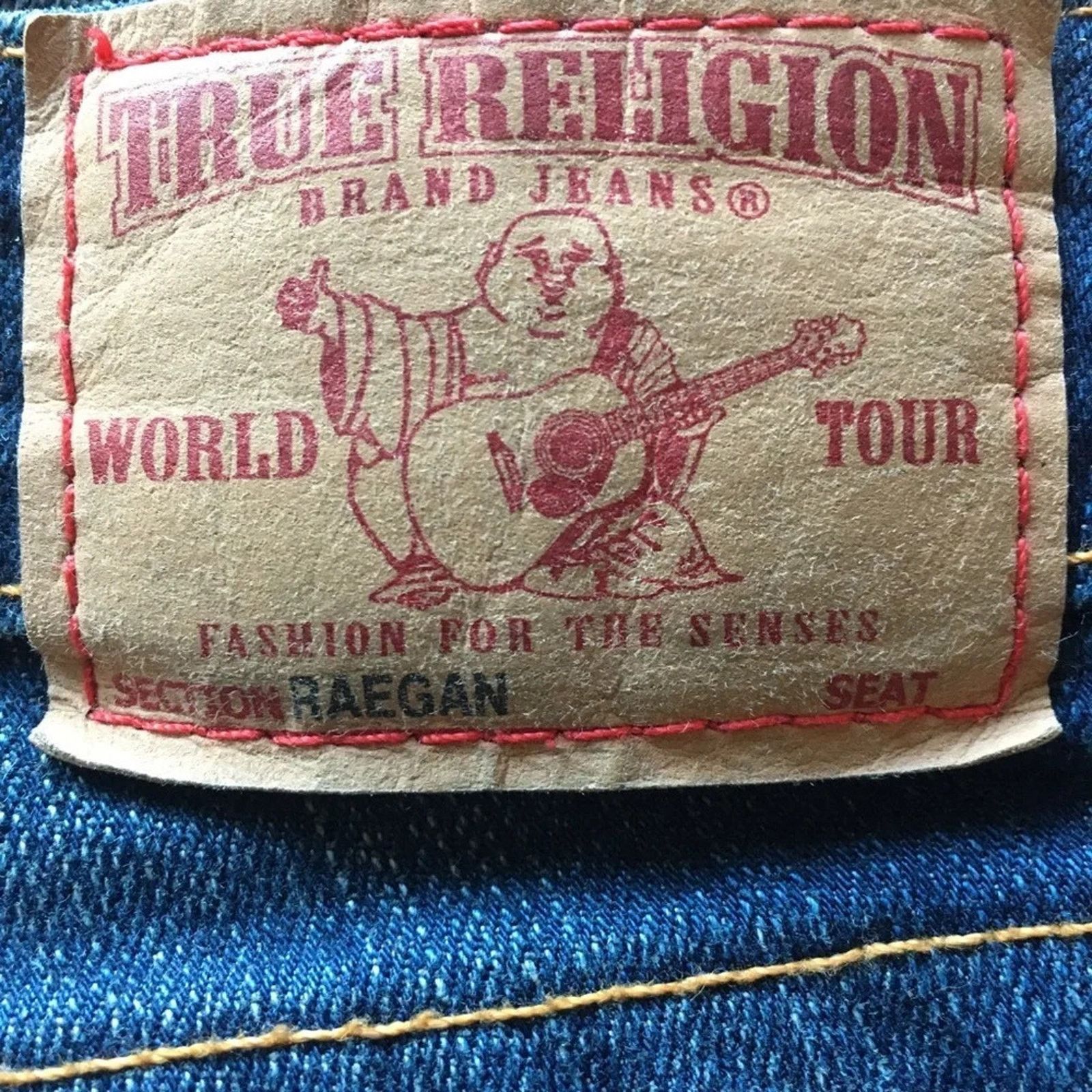 True Religion True Religion Y2K vintage Raegan flare leg jeans, size 28 Size 28" / US 6 / IT 42 - 4 Thumbnail