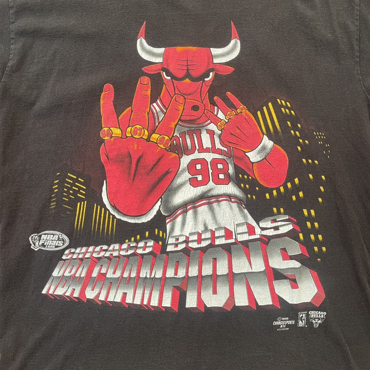 Delta × NBA × Vintage 1998 Bulls Championship Tee Size US XL / EU 56 / 4 - 2 Thumbnail