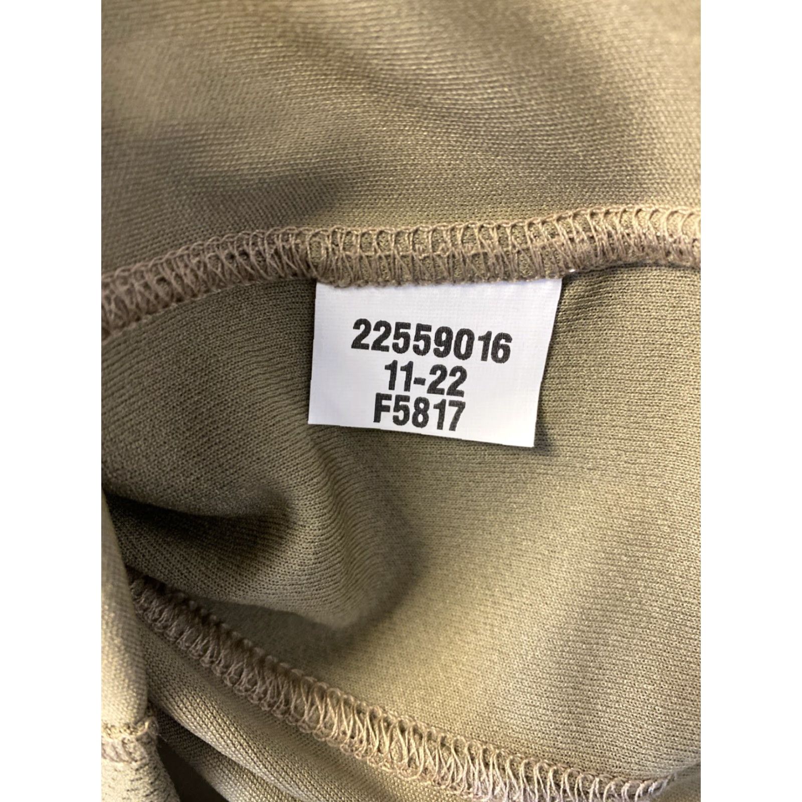 Propper PROPPER Winter Weight Combat Shirt S Regular Long Sleeve Button-Up OCP Cotton Blend/Polyester Blend All Seasons Pockets Men Size US S / EU 44-46 / 1 - 5 Thumbnail