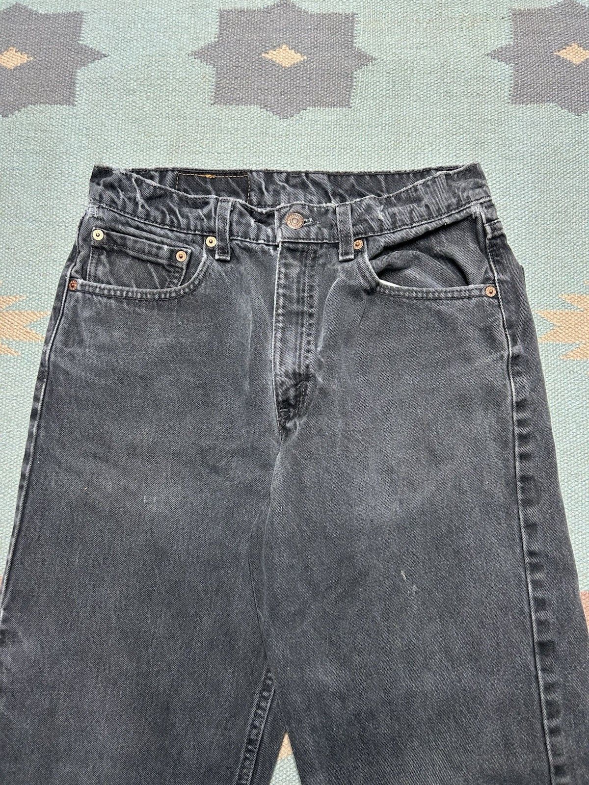 Vintage Vintage 90s Levi’s 550 jeans relaxed faded distressed 30x31 Size US 30 / EU 46 - 4 Thumbnail