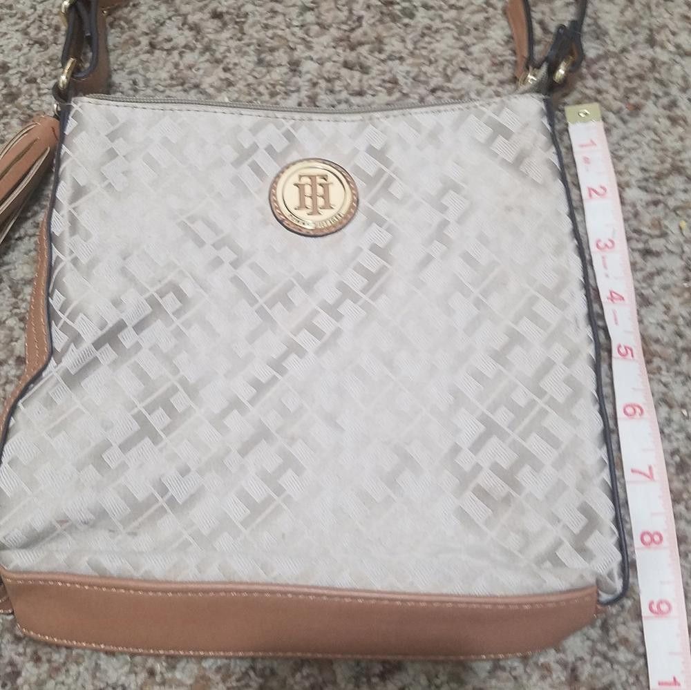 Tommy Hilfiger Tommy Hilfiger Tan Crossbody Purse Size ONE SIZE - 4 Thumbnail