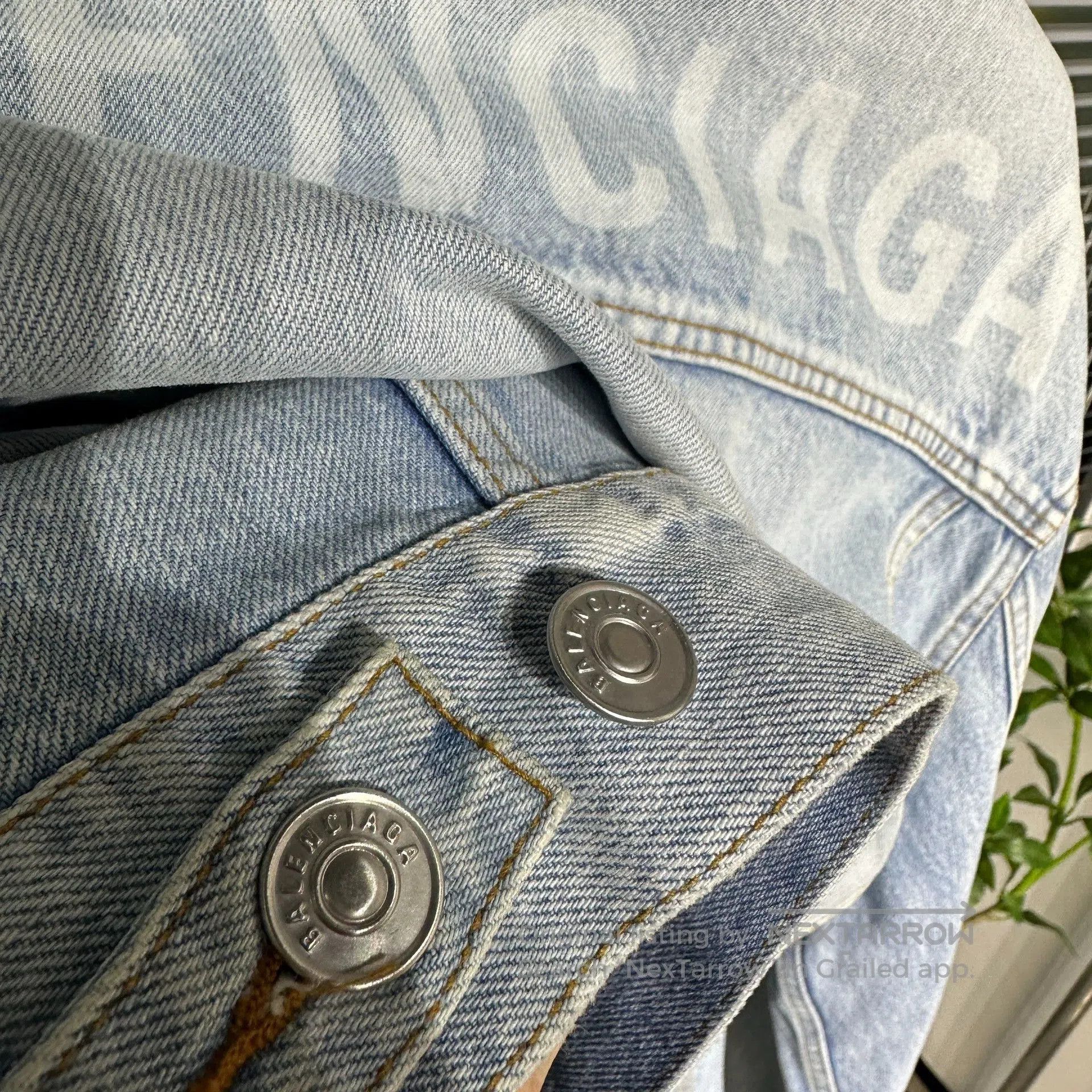 Balenciaga Balenciaga Washed Denim Jacket with Logo. Size US S / EU 44-46 / 1 - 4 Thumbnail