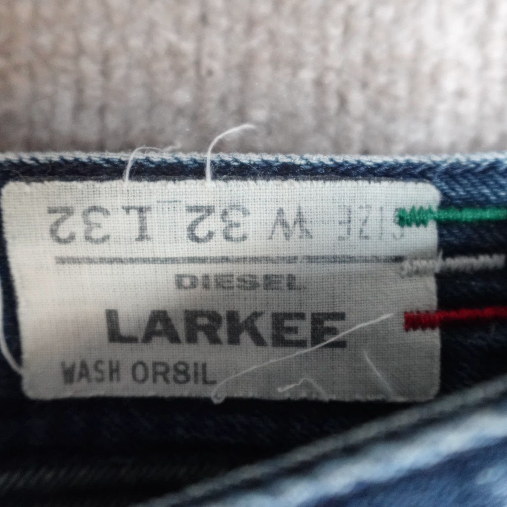 Diesel Diesel Larkee Jeans 32 x 30 Blue Button Fly Cotton Denim Made in Italy Mens Straight Regular 32 Inseam Blue Size US 32 / EU 48 - 4 Thumbnail