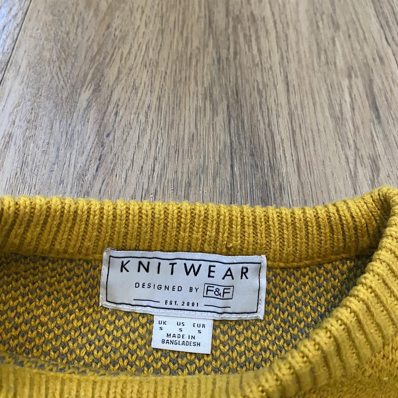 Other Black and yellow jumper #knitwear Vintage y2k 90s Size US S / EU 44-46 / 1 - 4 Thumbnail