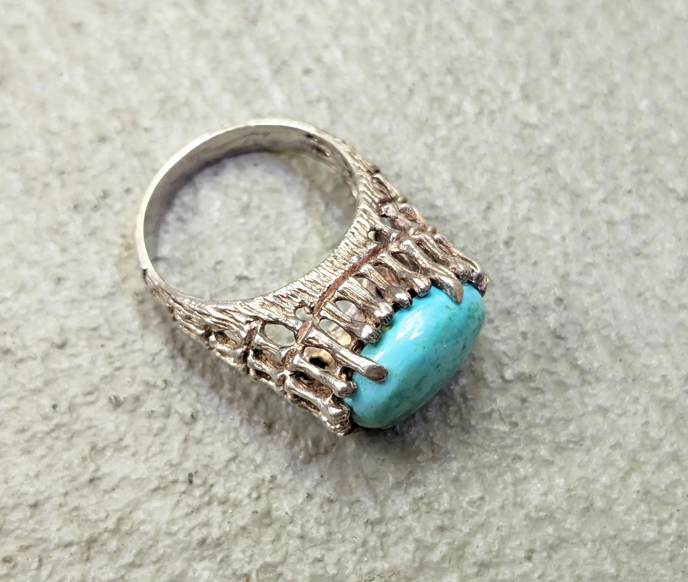Jewelry Vintage Sterling Silver Ring Green Turquoise Oval 7.5 Brutal Size ONE SIZE - 10 Thumbnail