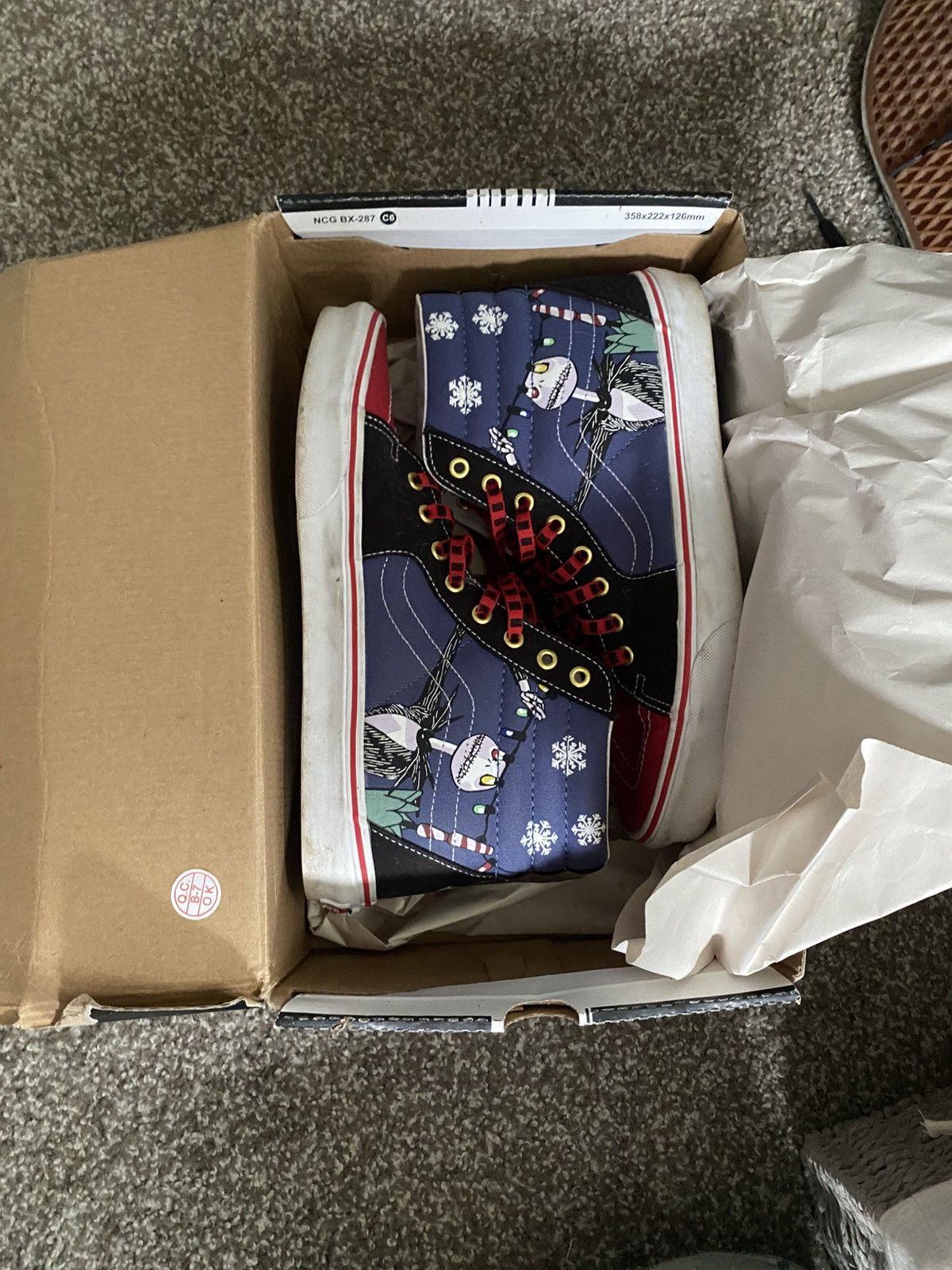 Vans Vans Nightmare Before Christmas Sk8-Hi Size US 10.5 / EU 43-44 - 10 Thumbnail