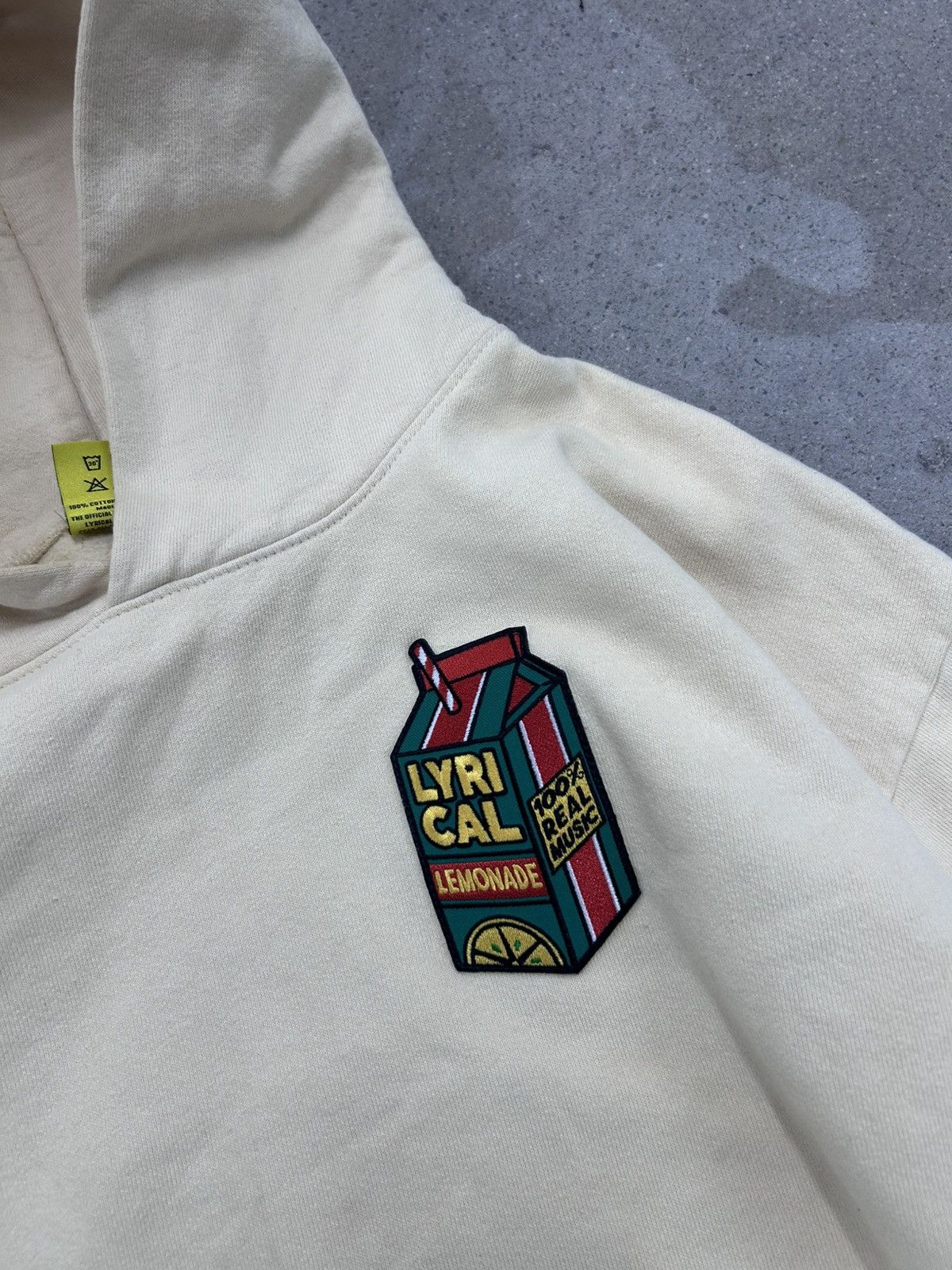 Lyrical Lemonade Lyrical Lemonade Yellow Hoodie size large Size US L / EU 52-54 / 3 - 2 Thumbnail