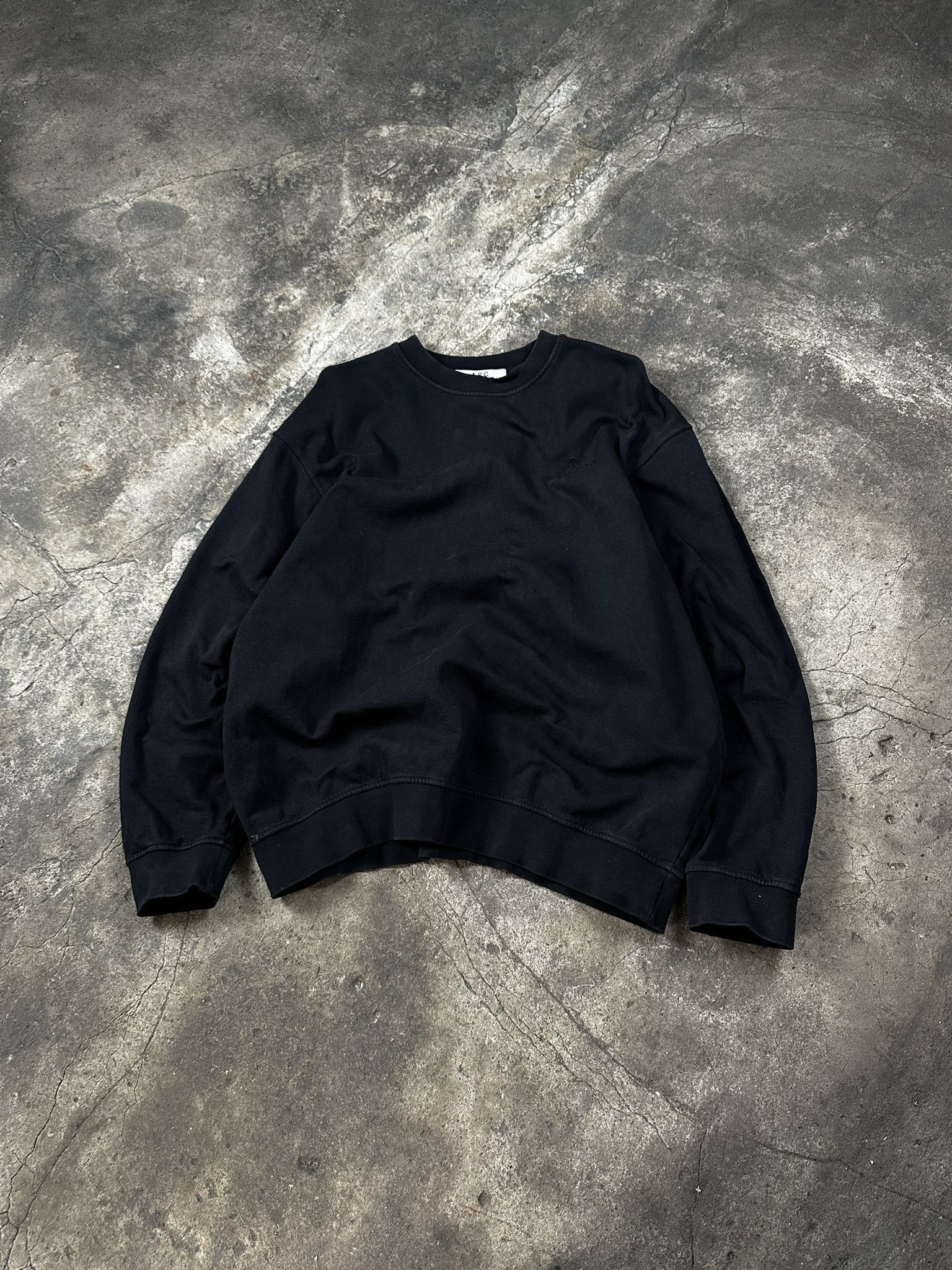 A.P.C. × JW Anderson A.P.C. x J.W. Anderson Boxy Logo Basic Crewneck Size US XXL / EU 58 / 5 - 1 Thumbnail