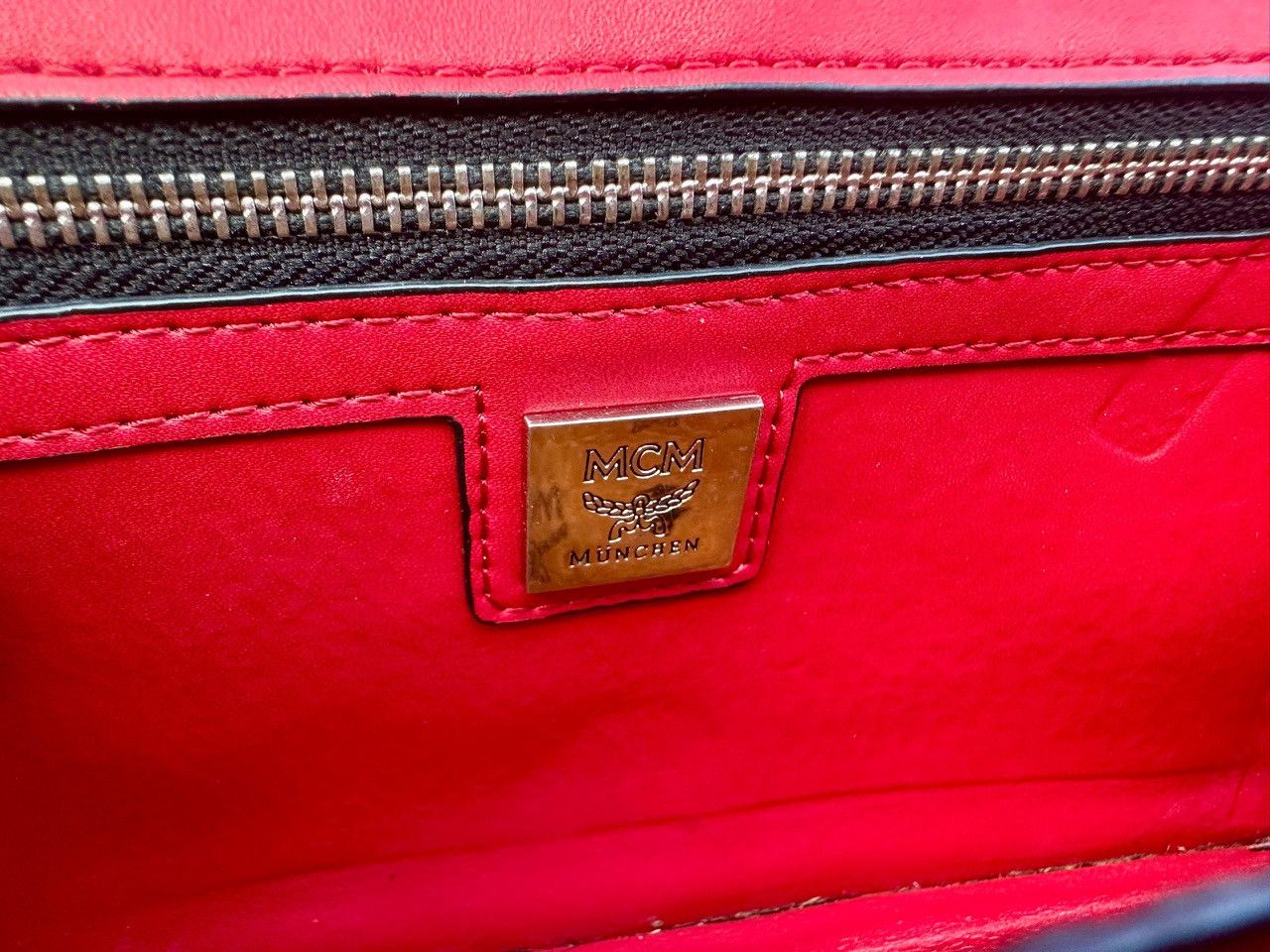 MCM Authentic MCM Lambskin Diamond Disco Shoulder Bag Size ONE SIZE - 11 Thumbnail