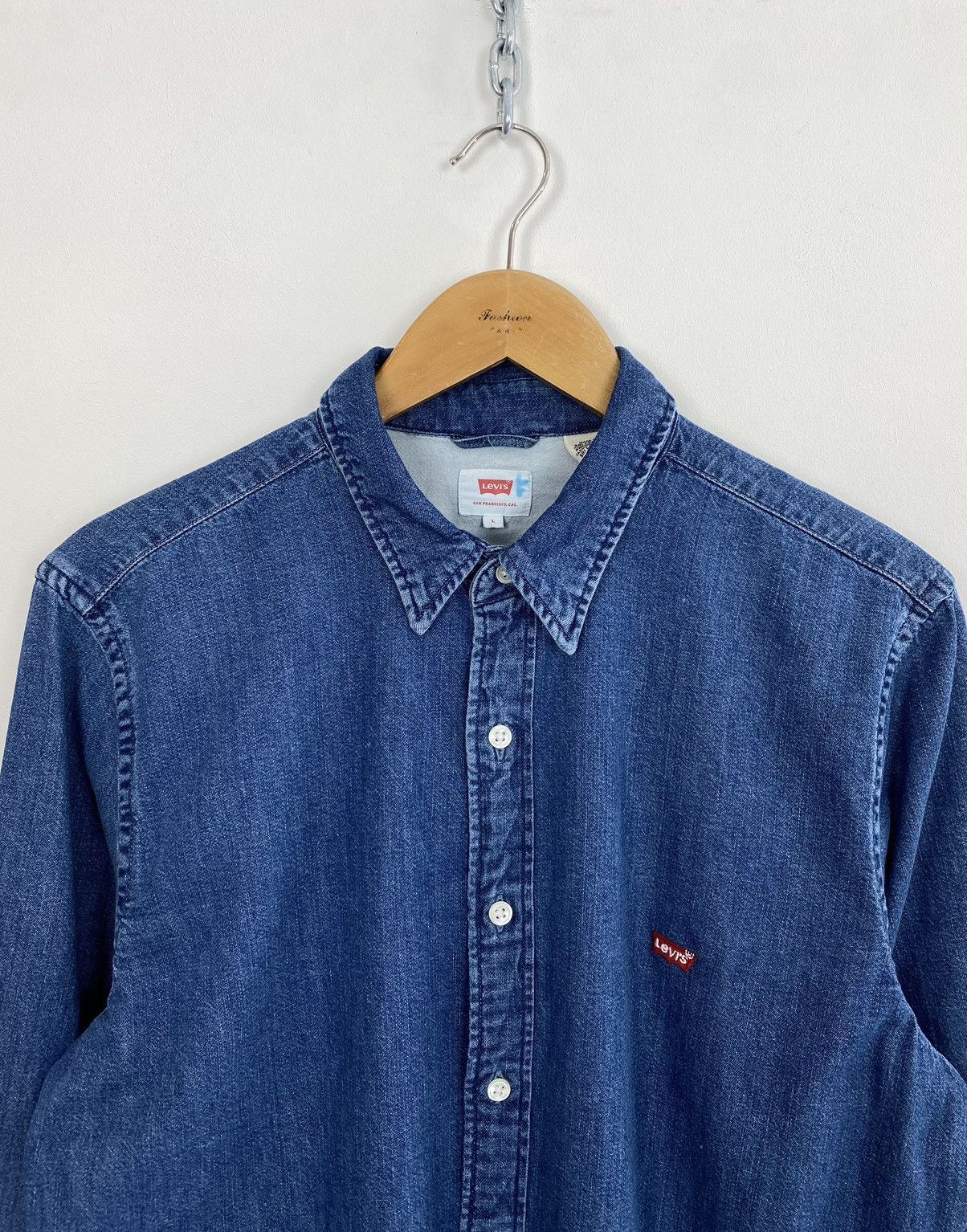 Levi's Levi’s Buttons Up Long Sleeve Jeans Denim Shirt Men’s L Top Size US L / EU 52-54 / 3 - 2 Thumbnail