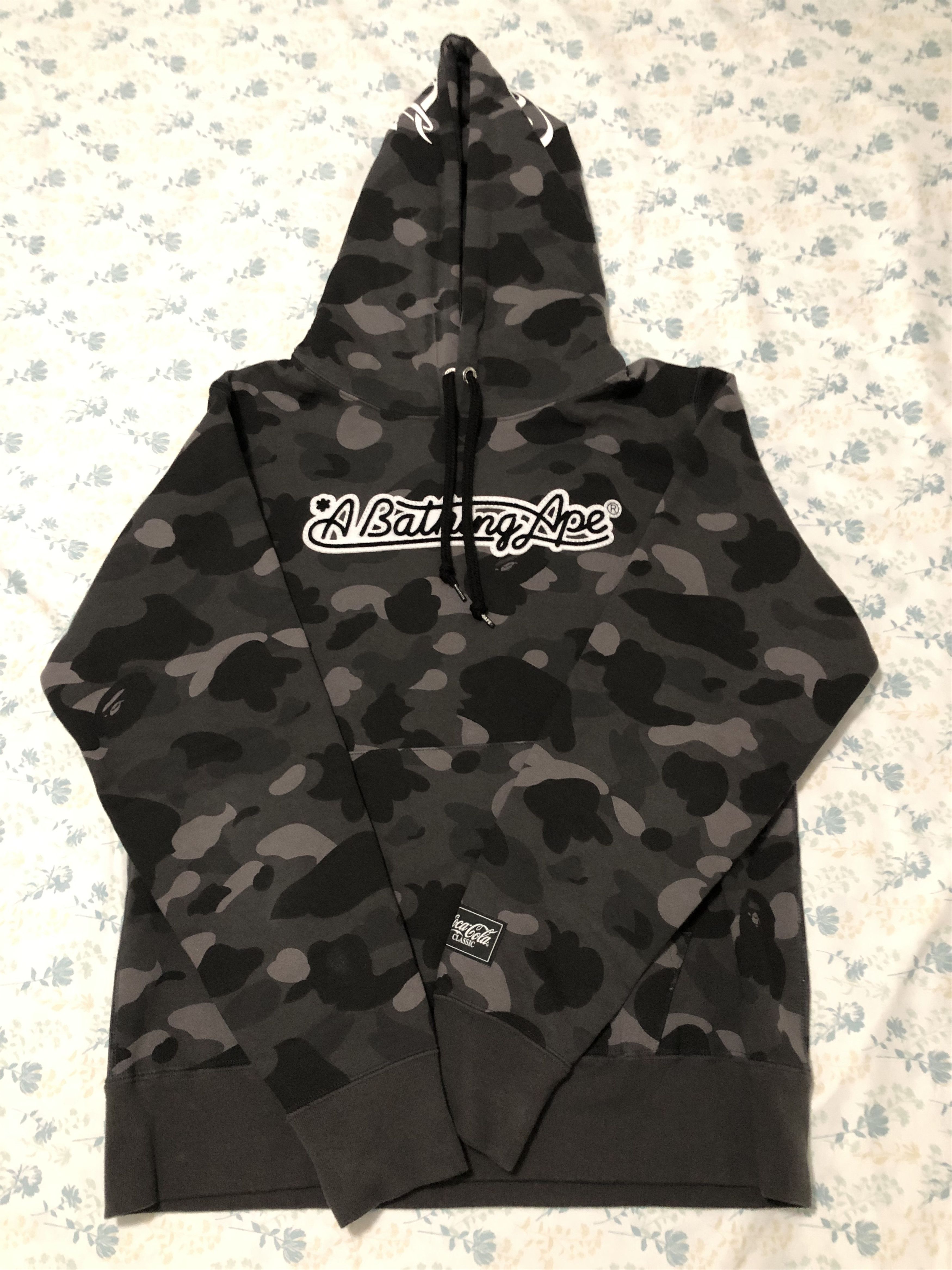 Bape × Coca Cola Bape X Coca Cola Color Camo Black Pullover Hoodie - Medium Size US M / EU 48-50 / 2 - 1 Thumbnail