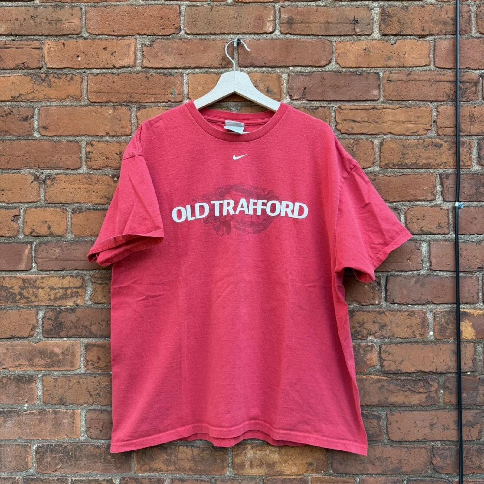 Nike vintage old trafford Manchester United Nike t shirt XL 00s Size US XL / EU 56 / 4 - 2 Thumbnail