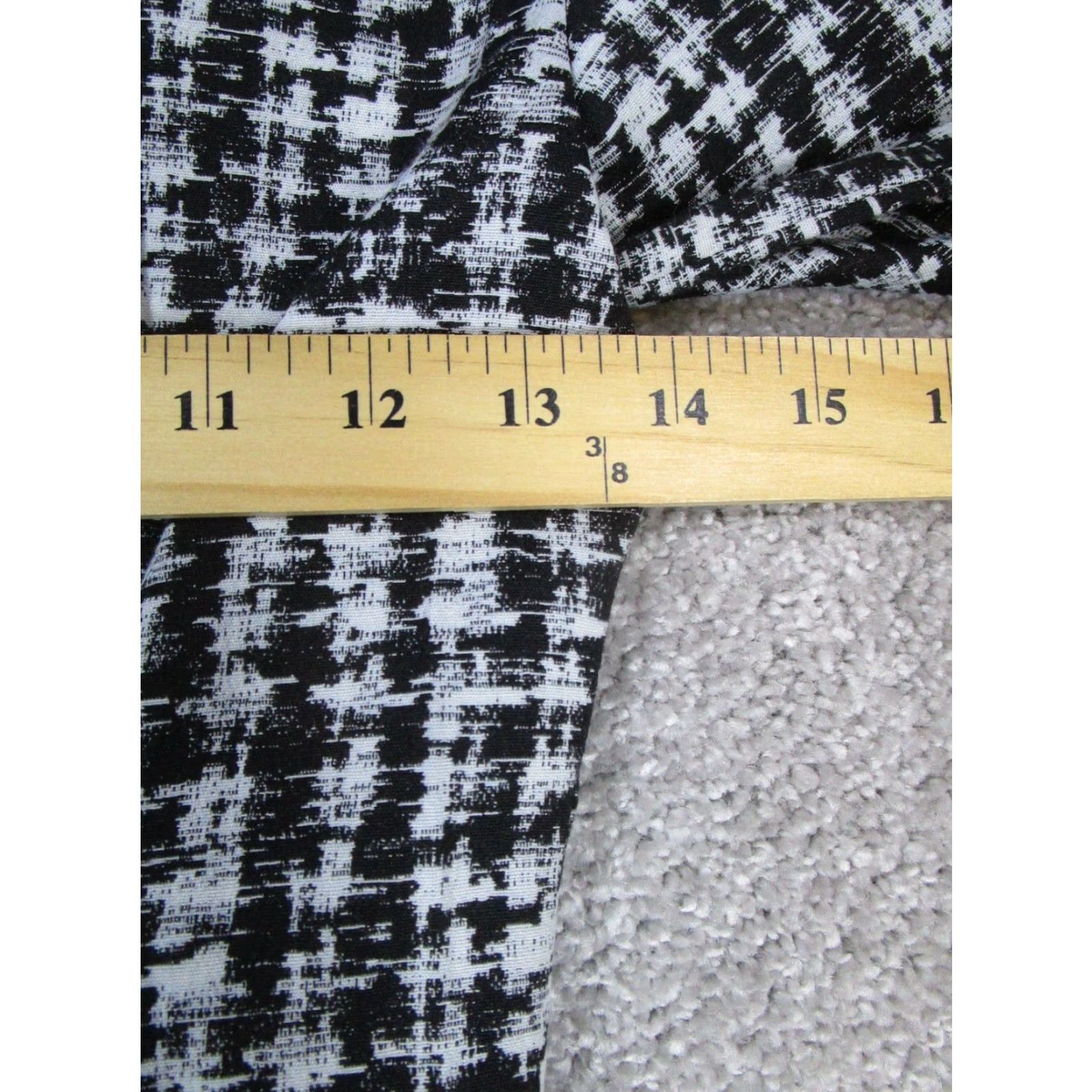 Vintage Hugo Boss Dress Womens 0 Gray Black Bodycon Knee Length 3/4 Sleeve Round Neck Zip Pattern Check Womens Dress Size XS / US 0-2 / IT 36-38 - 7 Thumbnail