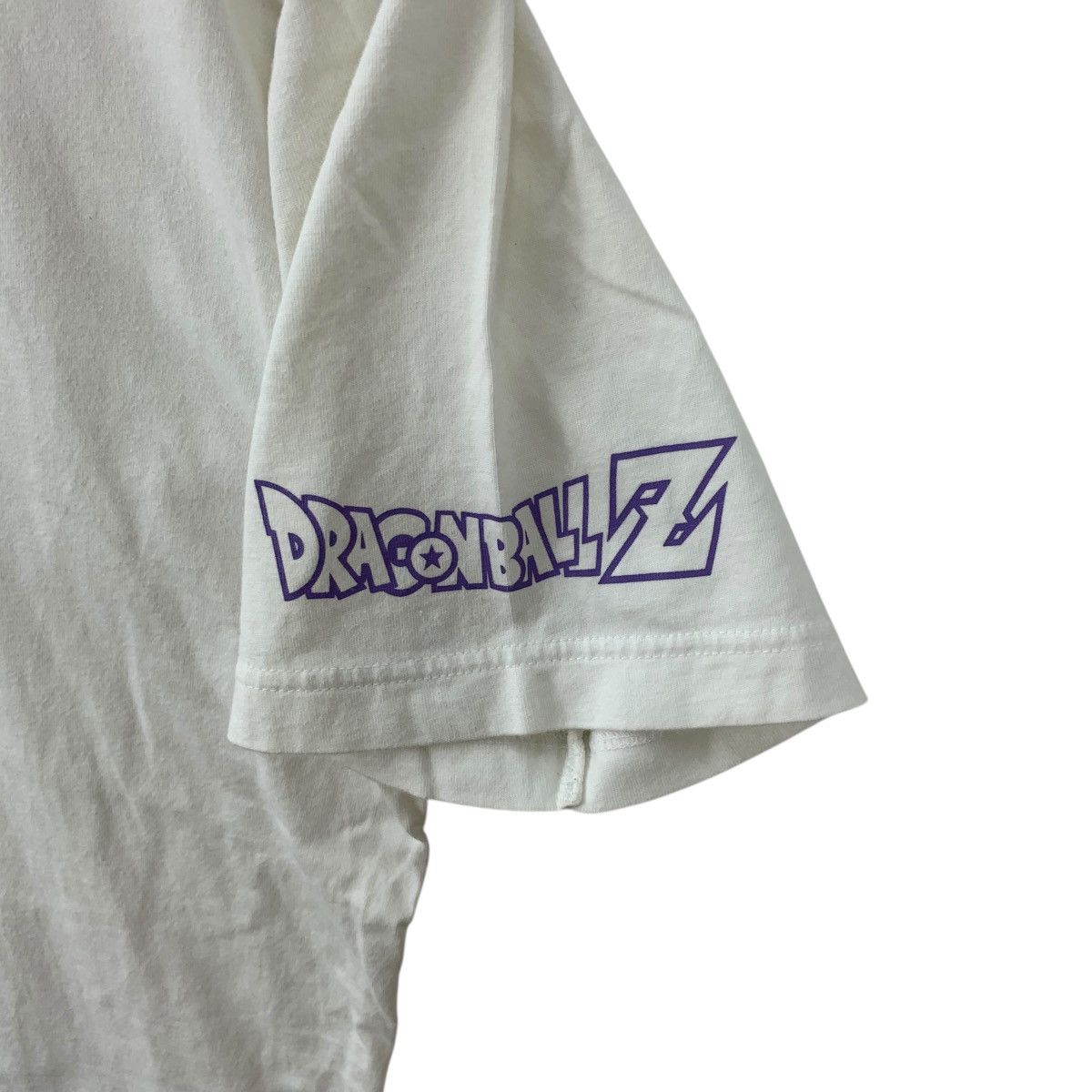Uniqlo UNIQLO x DRAGON BALL Z Kosuke Kawamura Collection Tee Shirt Size US L / EU 52-54 / 3 - 7 Thumbnail