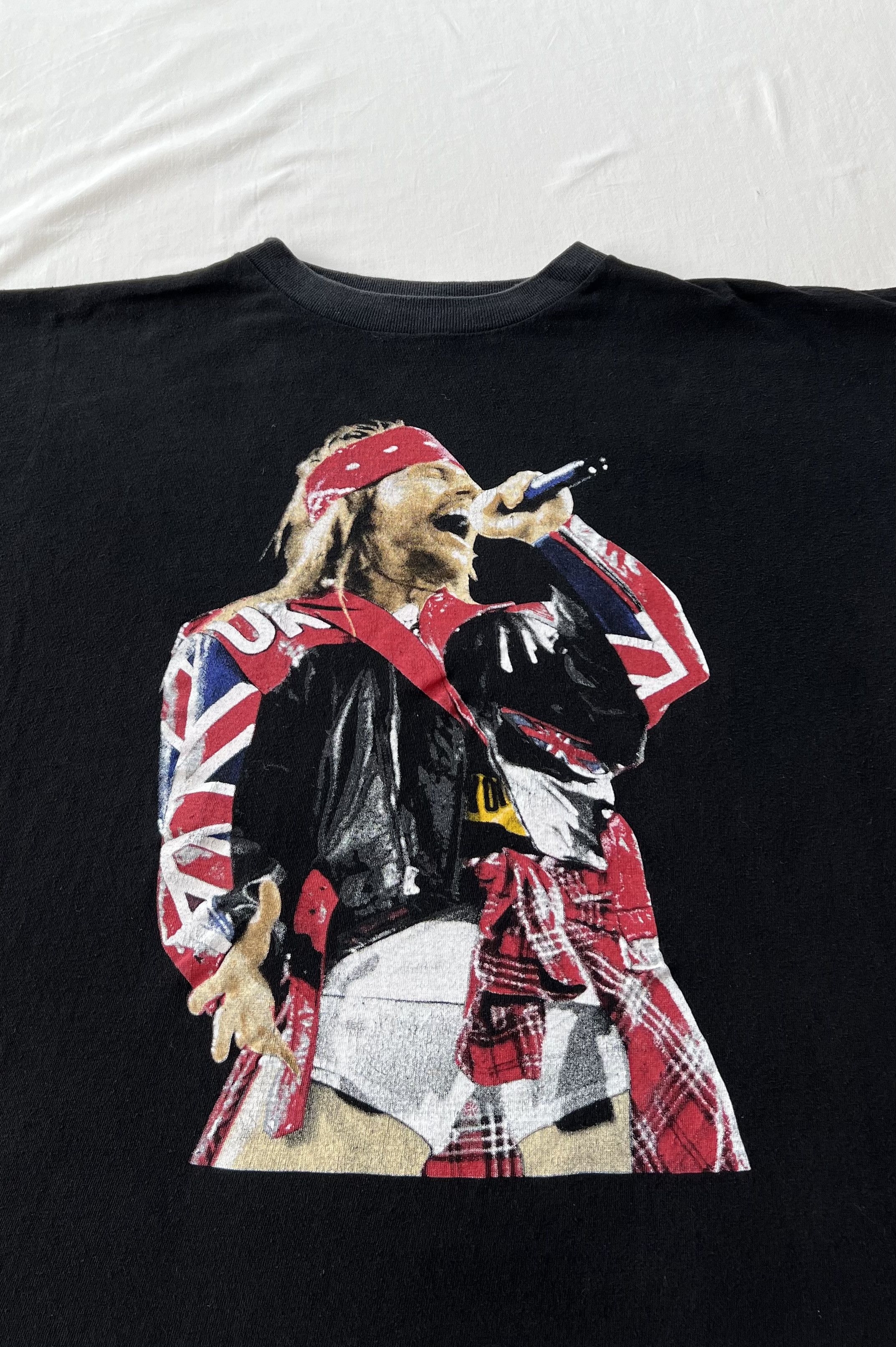 Band Tees Vintage 90s Guns N Roses Axl Rose Black T-shirt Size US XL / EU 56 / 4 - 4 Thumbnail