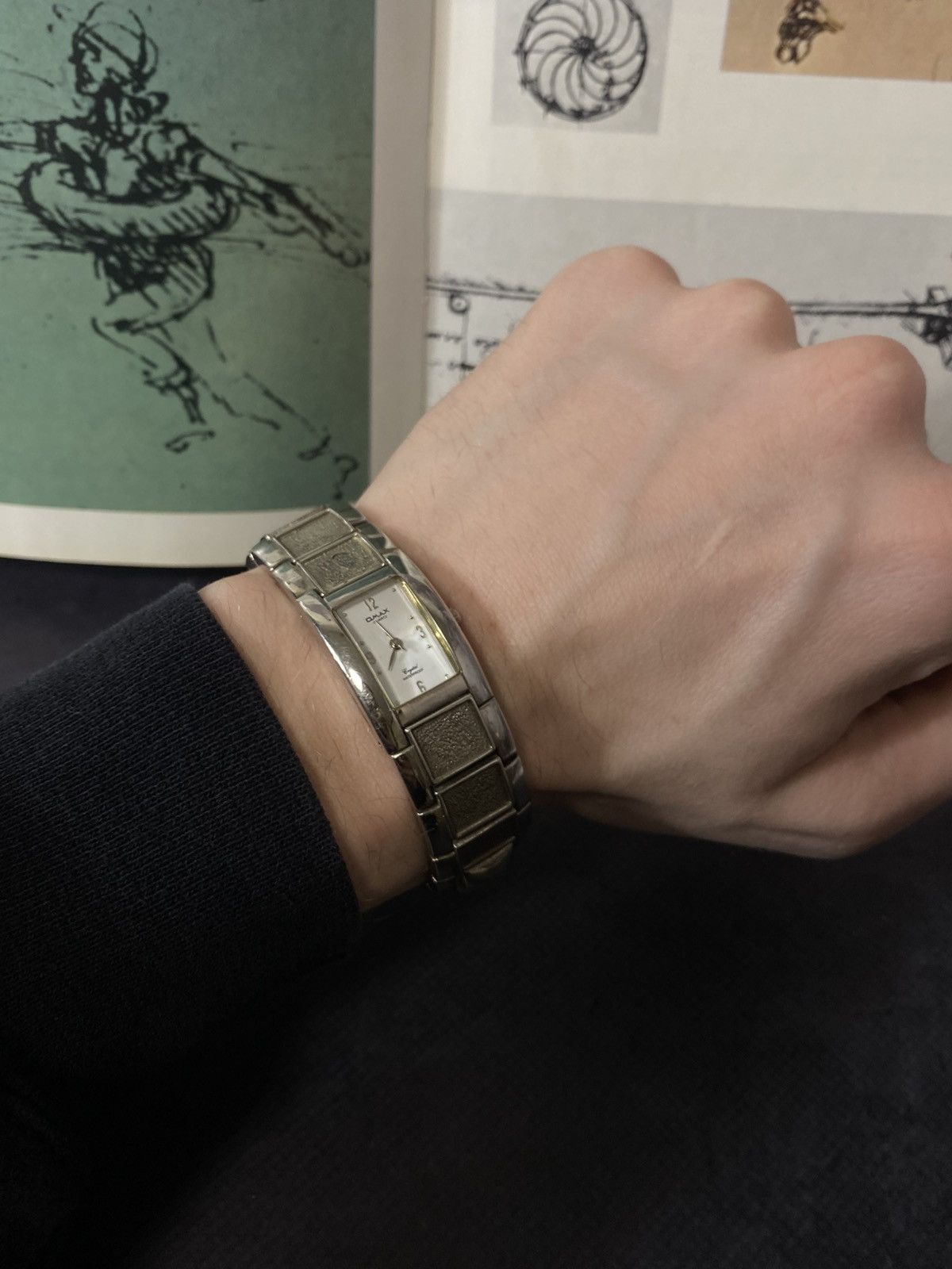 Japanese Brand VINTAGE OMAX SILVER BRACELET WATCH CYBERPUNK Y2K FUTURISTIC Size ONE SIZE - 6 Thumbnail