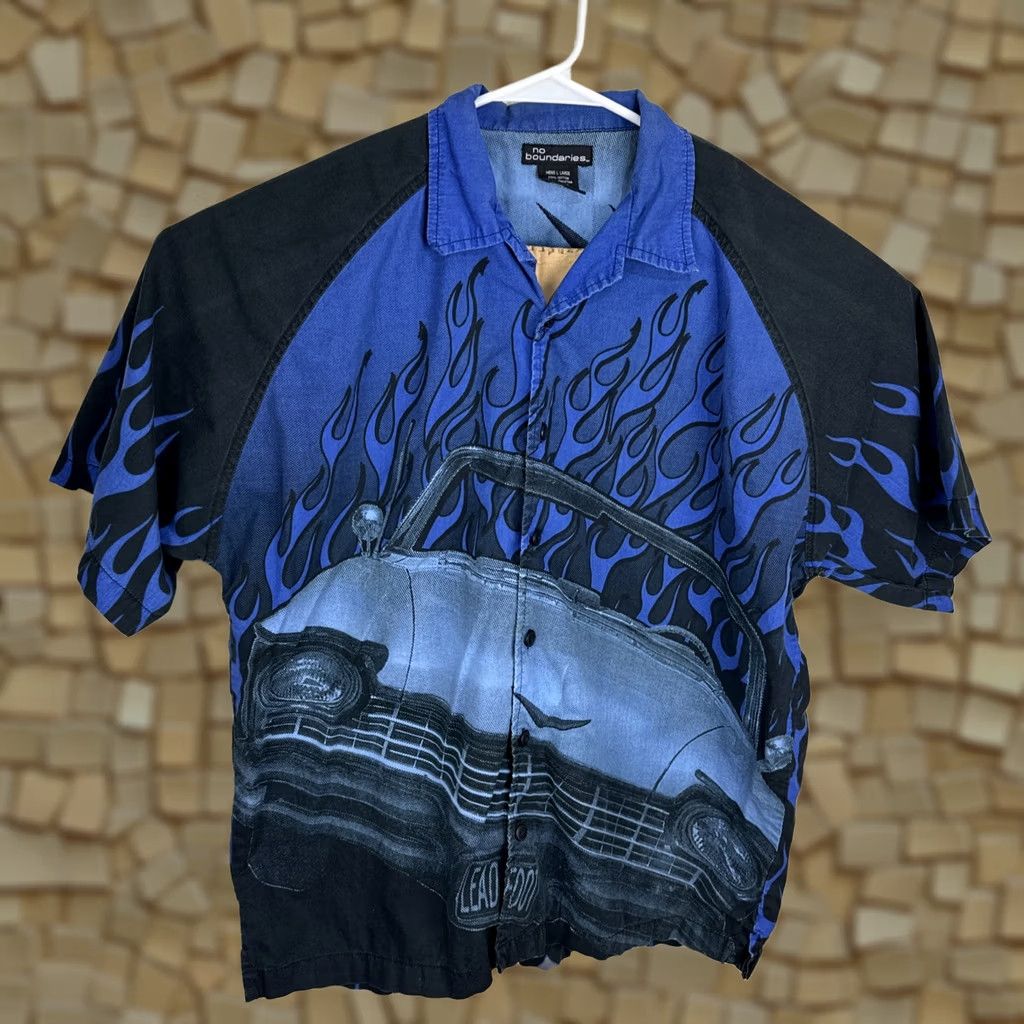 Vintage VINTAGE No Boundaries Shirt Large Blue Flame Black Button Up Short Sleeve Car Size US L / EU 52-54 / 3 - 1 Thumbnail