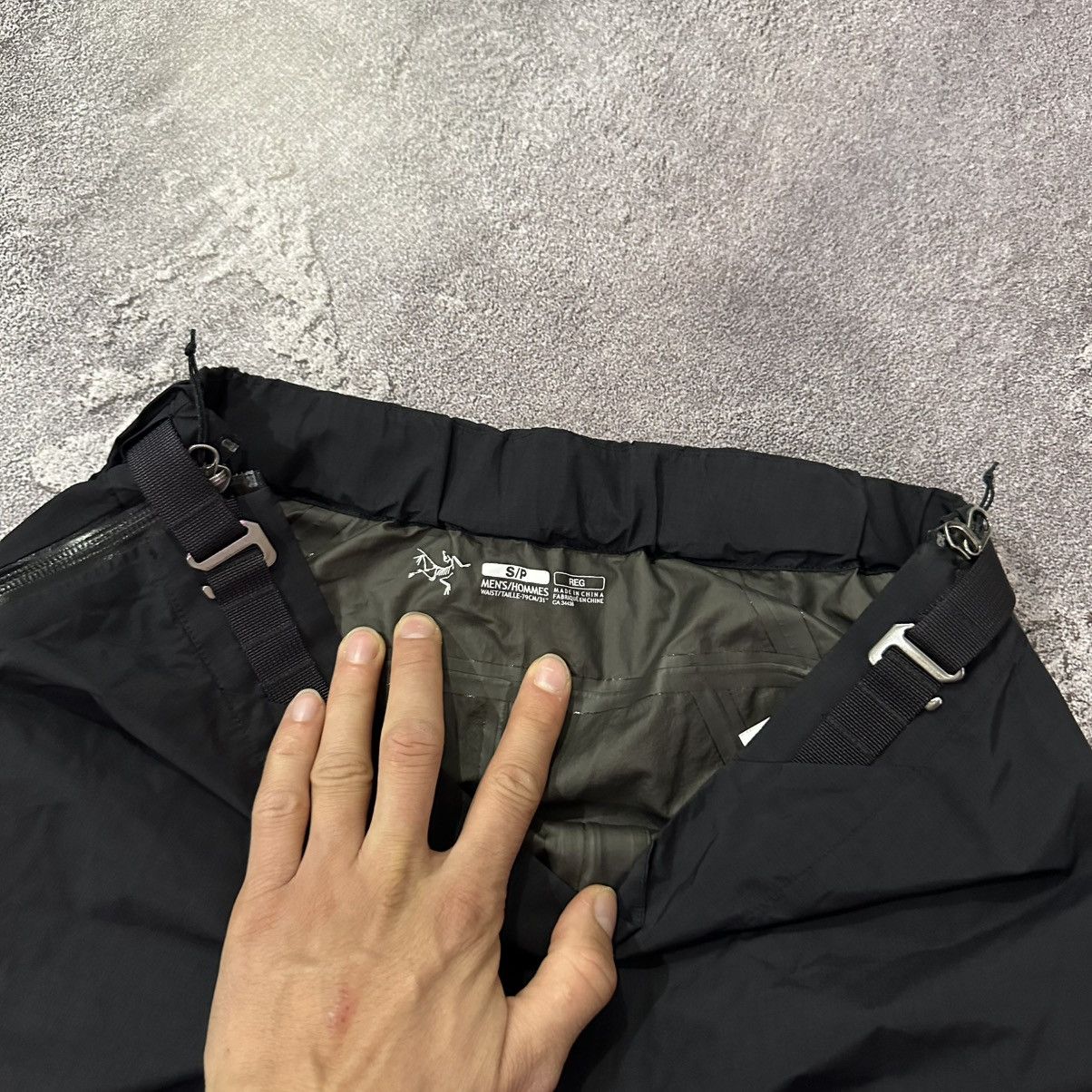 Arc'teryx Arcteryx Gore Tex Men’s Pants Size S Size US 31 - 8 Thumbnail