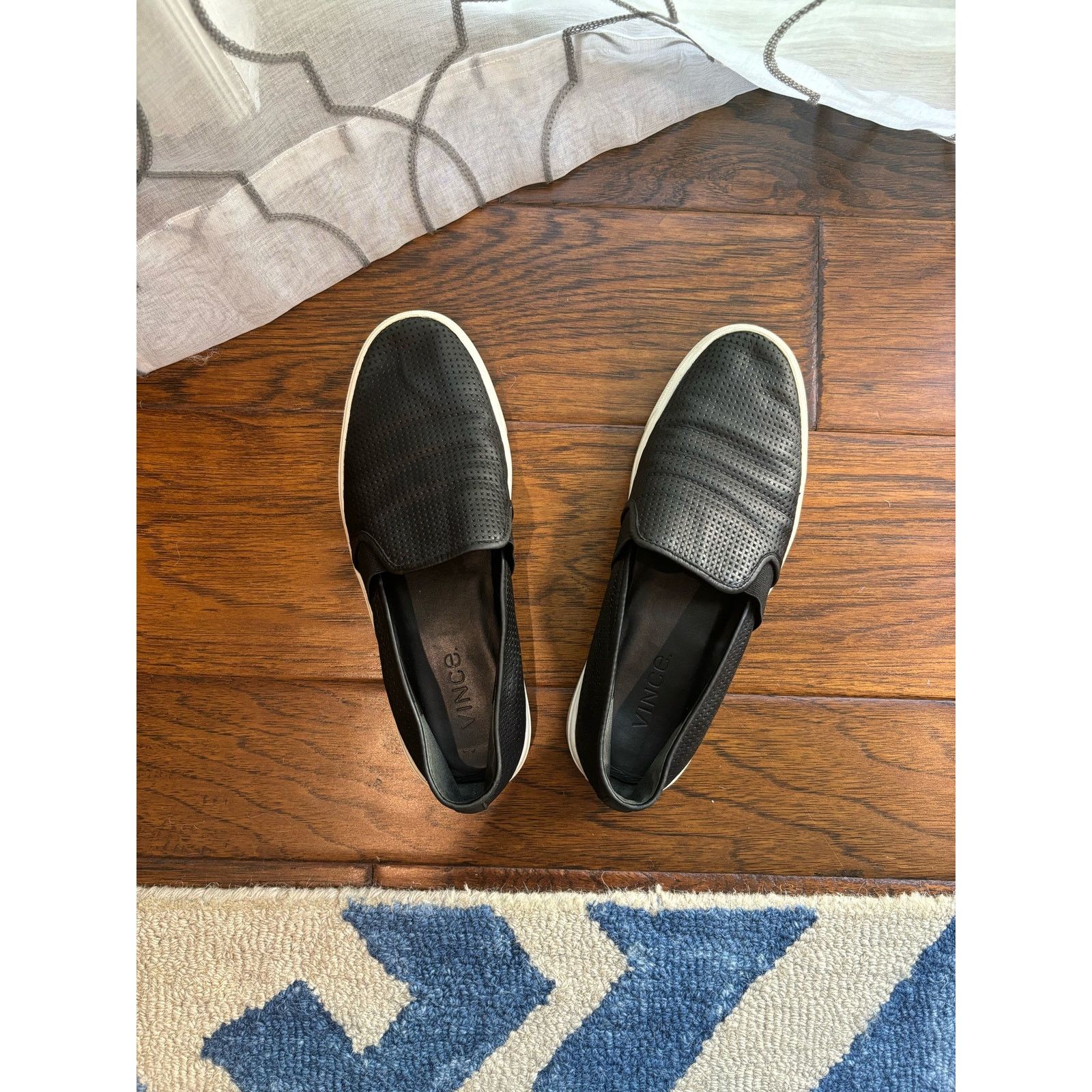 Vince Vince Blair Perforated Slip-On Sneakers- Size 8.5 Size US 8.5 / IT 38.5 - 2 Thumbnail