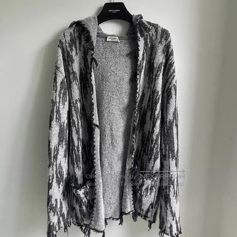 Saint Laurent Paris Saint Laurent Paris Beige Linen Wool Hooded Cardigan Size US S / EU 44-46 / 1 - 1 Thumbnail