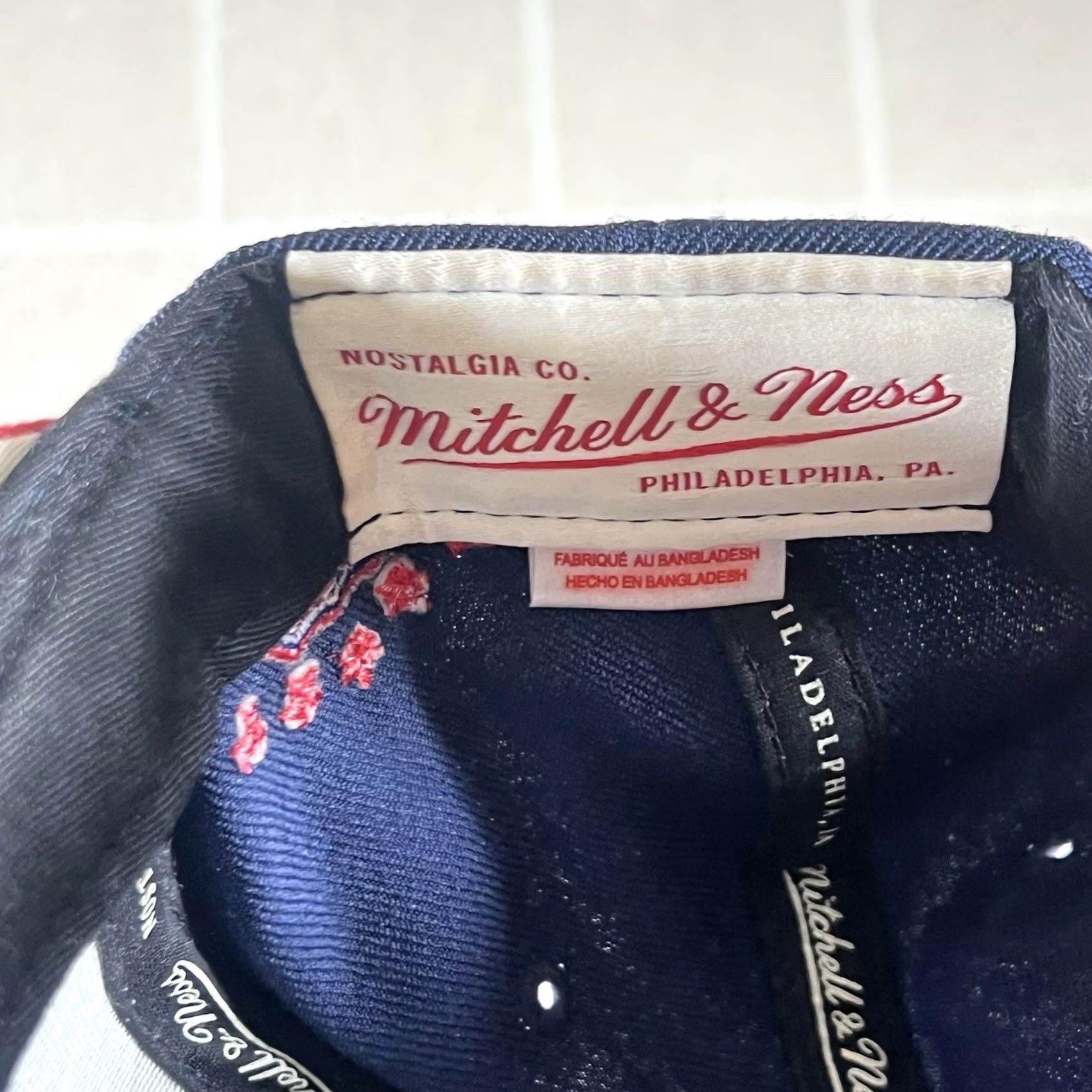 Mitchell & Ness VINTAGE NHL Mitchell & Ness Montreal Canadiens Snapback Hat Cap Hockey Red One Size Mens Size ONE SIZE - 8 Thumbnail