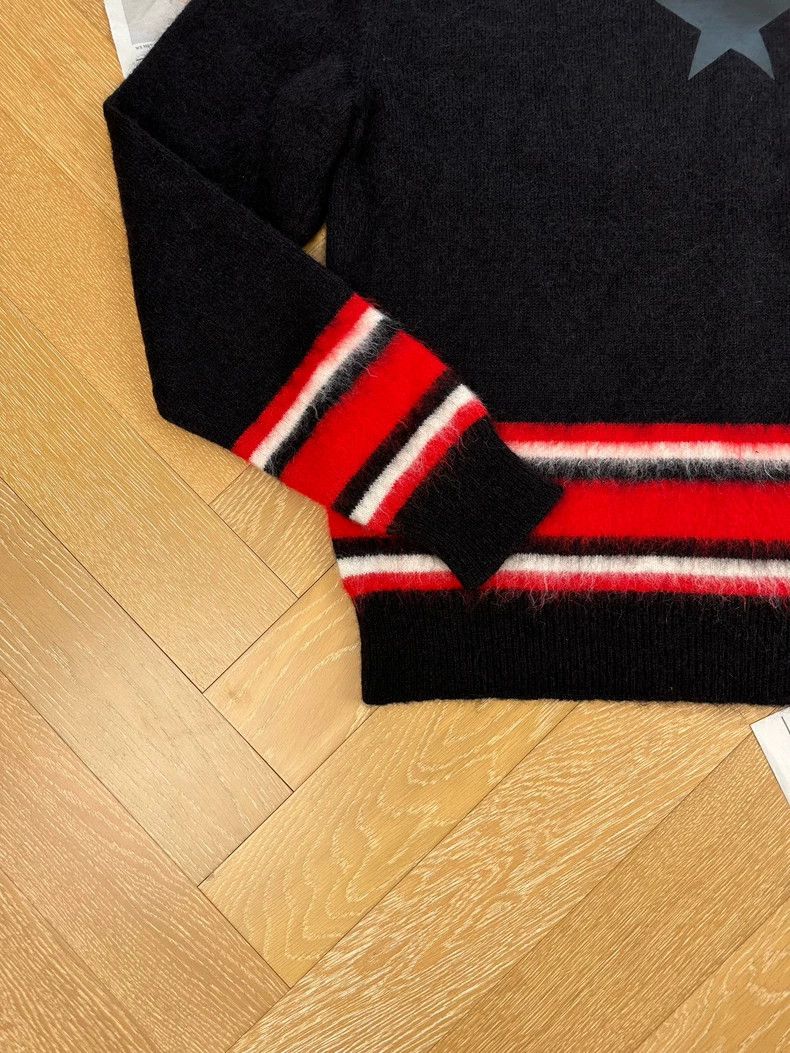 Givenchy Givenchy Angora Wool and Mohair Color-blocked Star Pattern Size US M / EU 48-50 / 2 - 4 Thumbnail