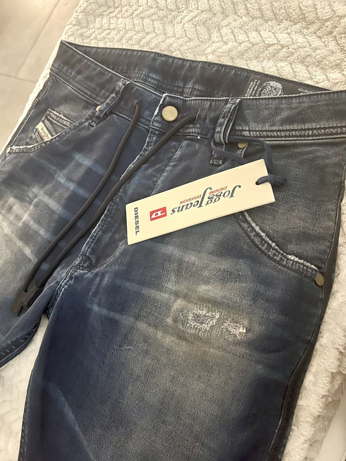 Diesel CRAZY Pair Of Joggjeans From Diesel In A Beautiful Deep Blue Size US 28 / EU 44 - 2 Thumbnail