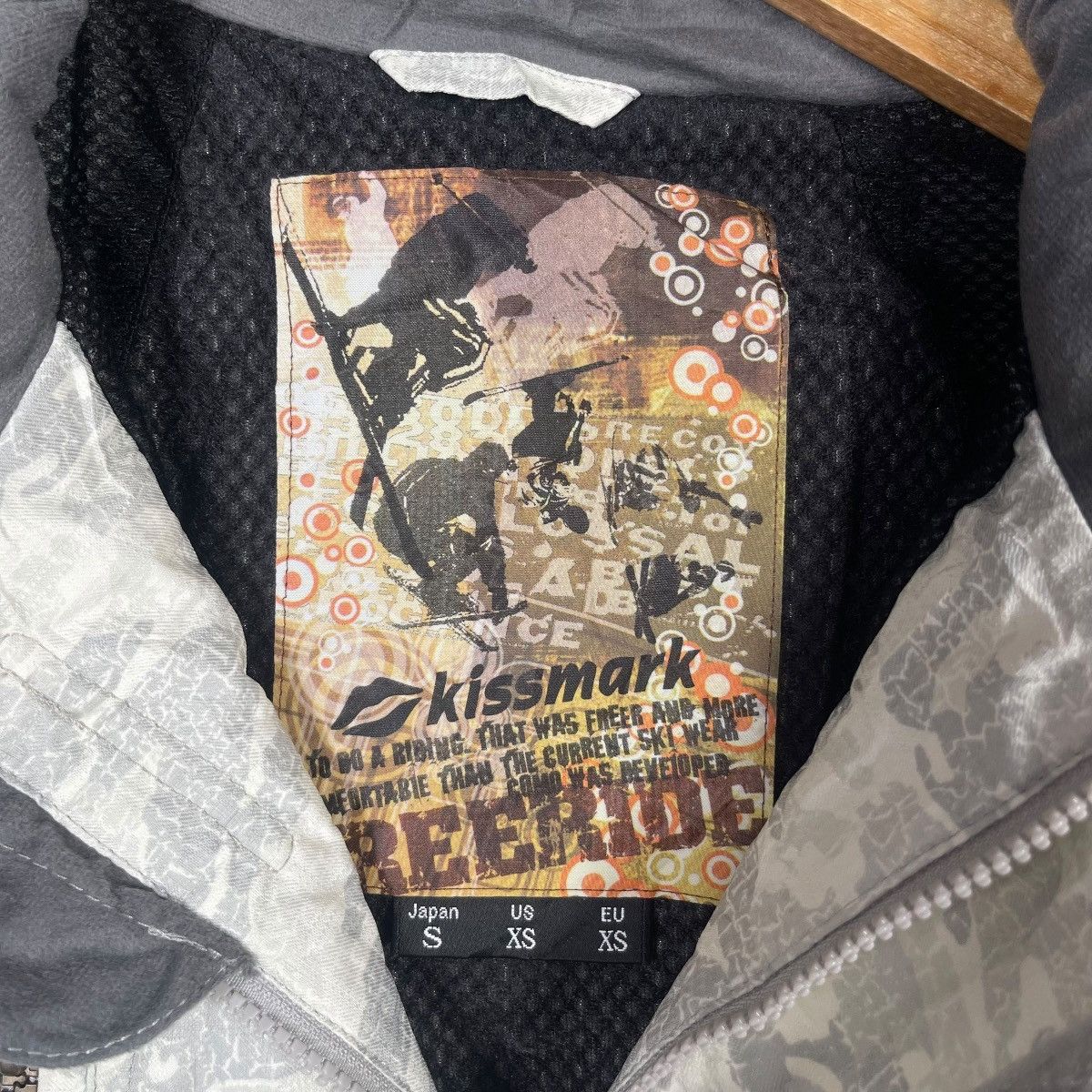 Vintage Kissmark Snowboard Ski Jacket Grey Camo Hooded Technical Size US S / EU 44-46 / 1 - 3 Thumbnail