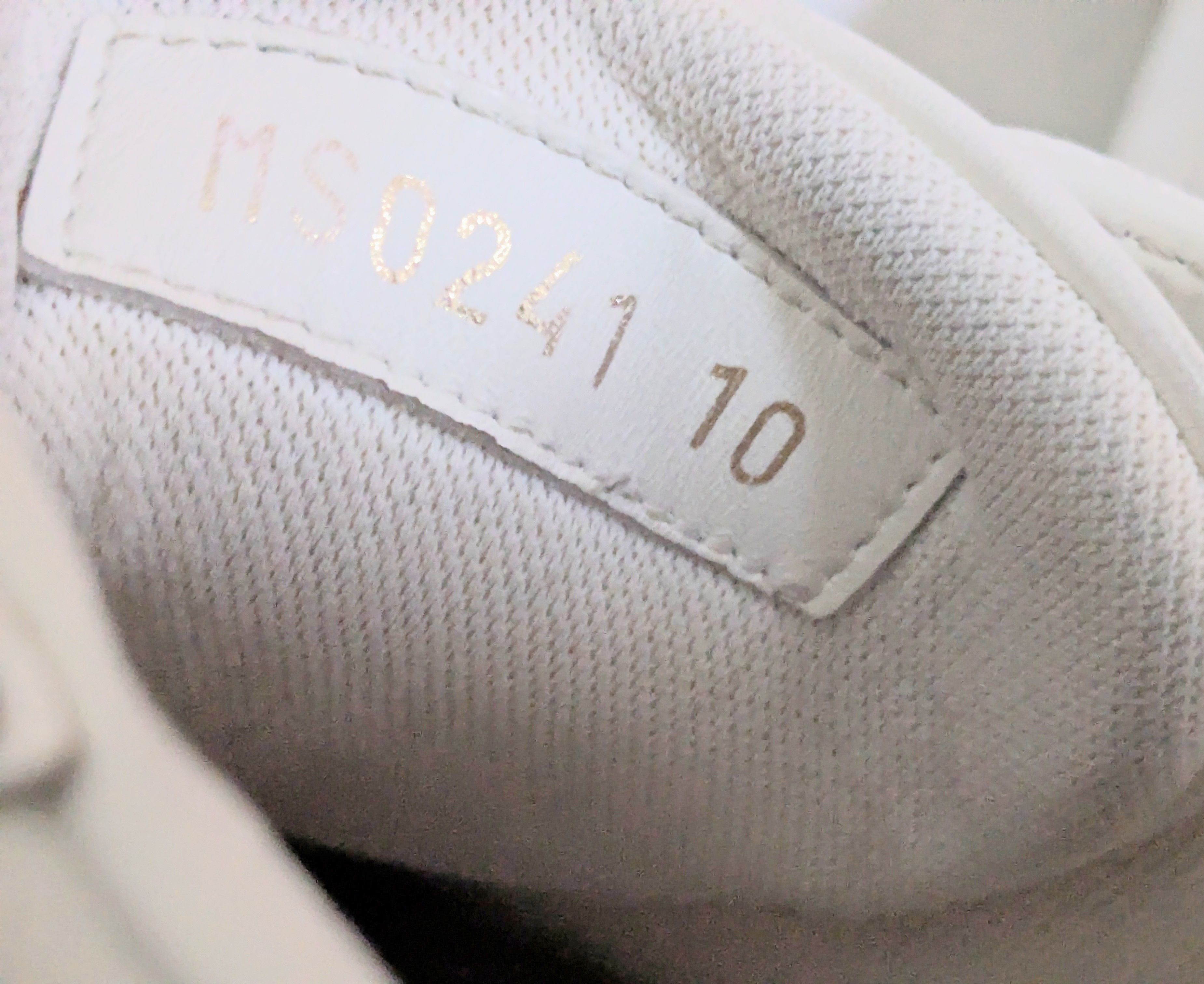 Louis Vuitton Louis Vuitton Sneakers White 11 Monogram Logo High Tops Size US 11 / EU 44 - 6 Thumbnail